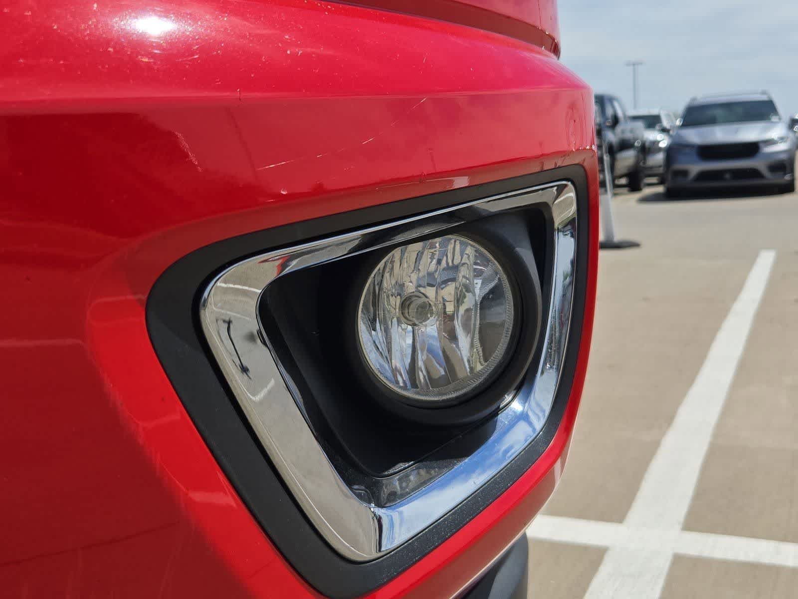 Thumbnail: 2017 Chevrolet Colorado - 10