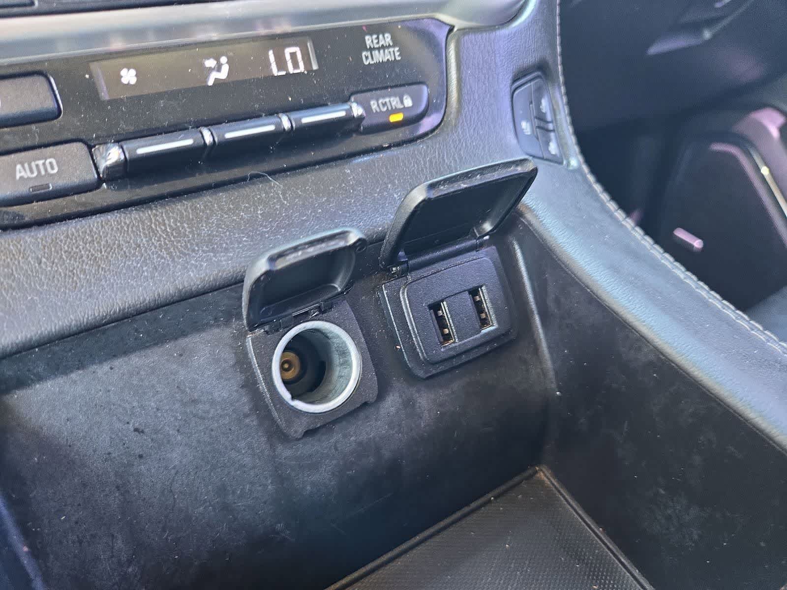 Thumbnail: 2019 GMC Yukon - 31