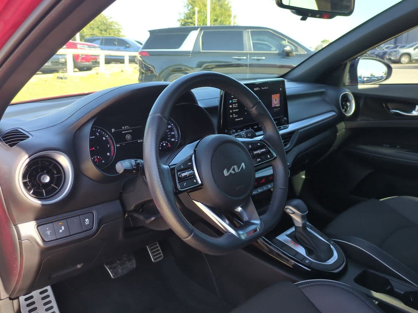 2024 Kia Forte GT-Line photo 2