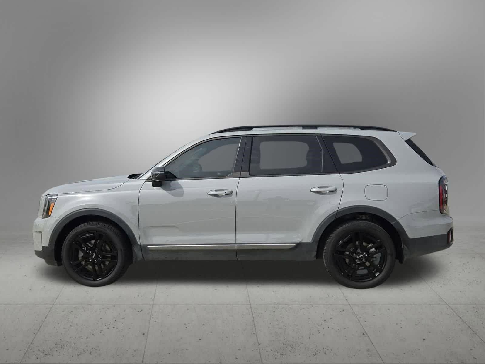 Thumbnail: 2023 Kia Telluride - 3