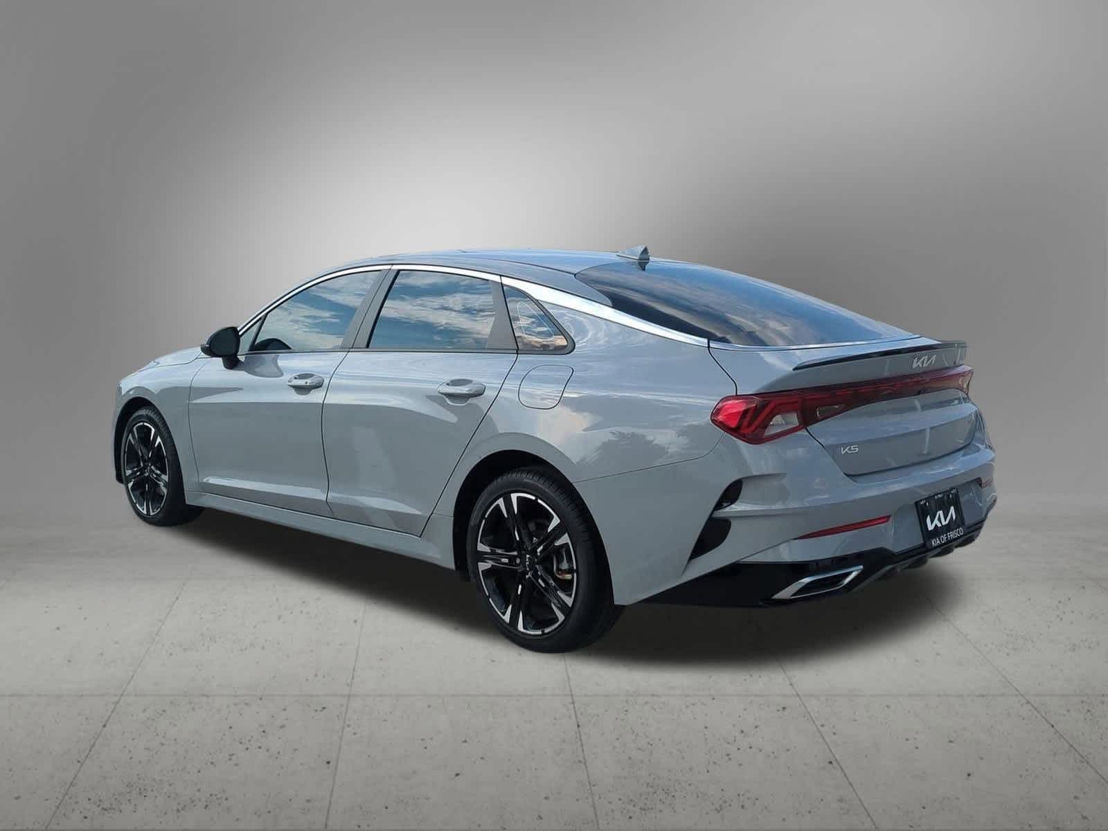 2023 Kia K5 GT-Line photo 4