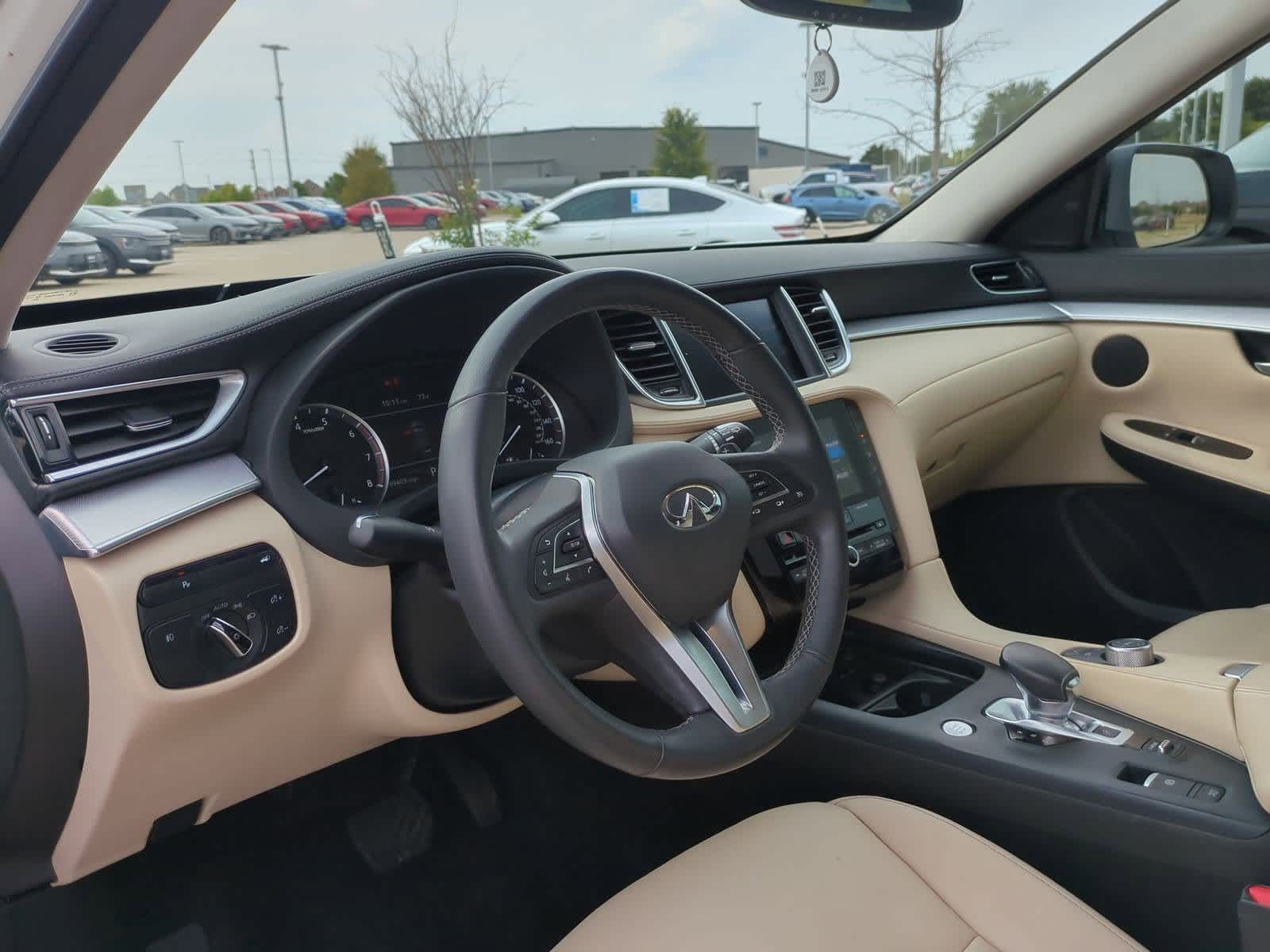 Thumbnail: 2020 INFINITI QX50 - 2