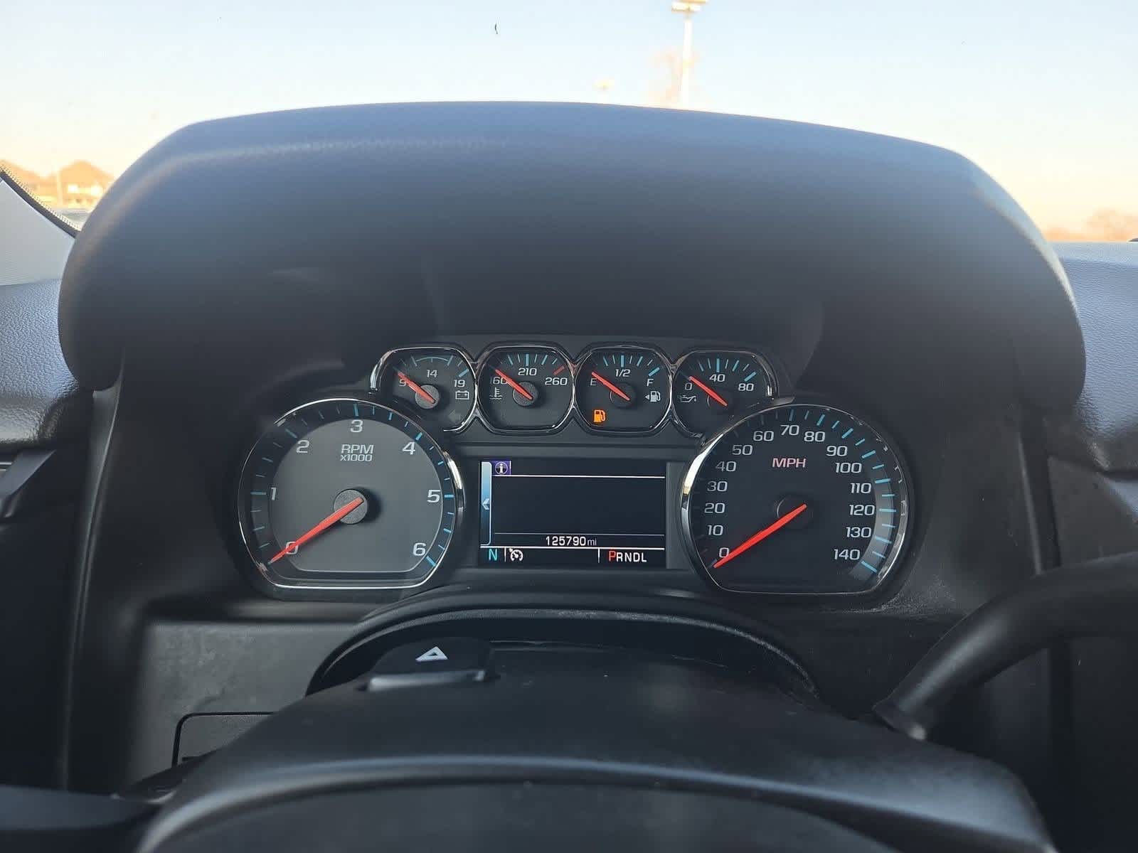 Thumbnail: 2020 Chevrolet Suburban - 33