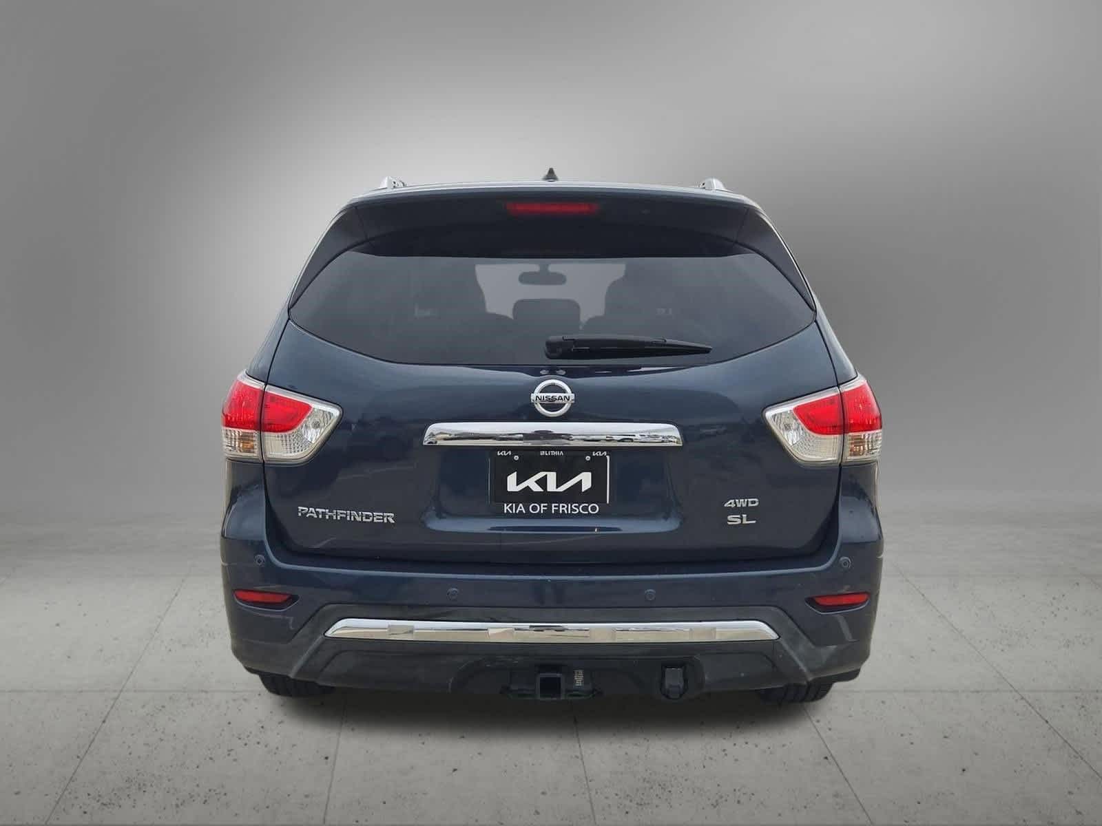 Thumbnail: 2015 Nissan Pathfinder - 5