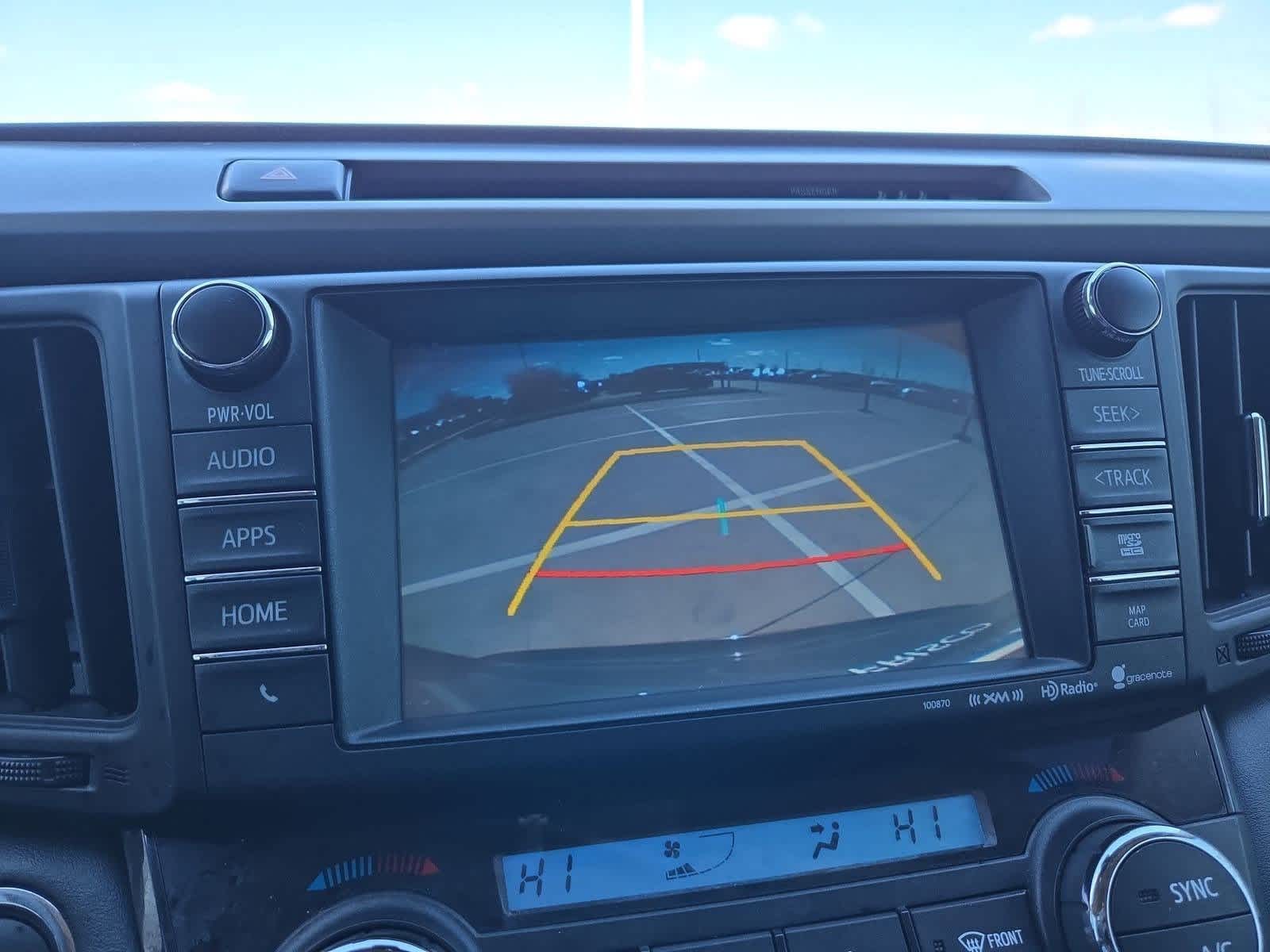 Thumbnail: 2018 Toyota RAV4 - 31