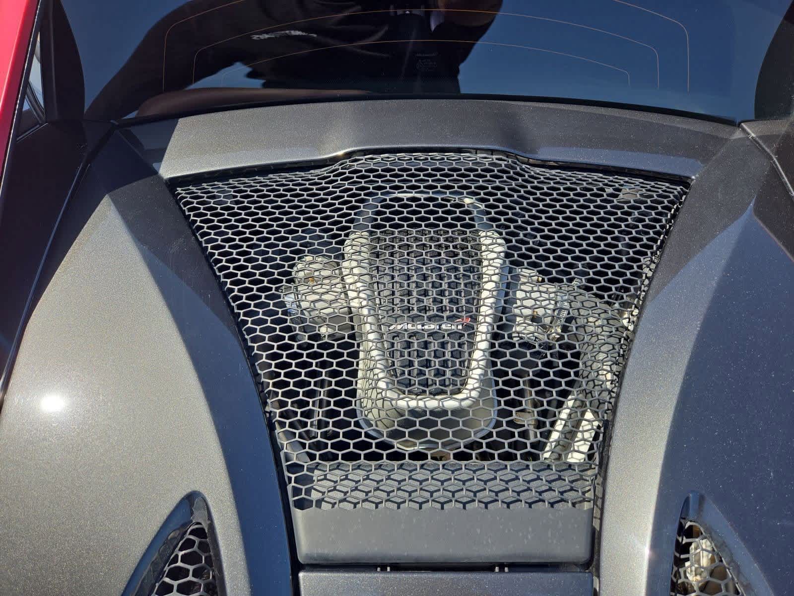 Thumbnail: 2016 Mclaren  - 11