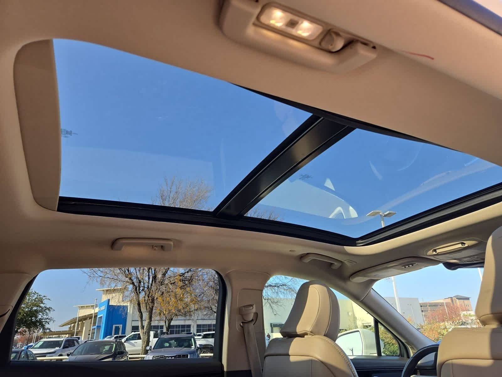 Thumbnail: 2022 Lincoln Nautilus - 19