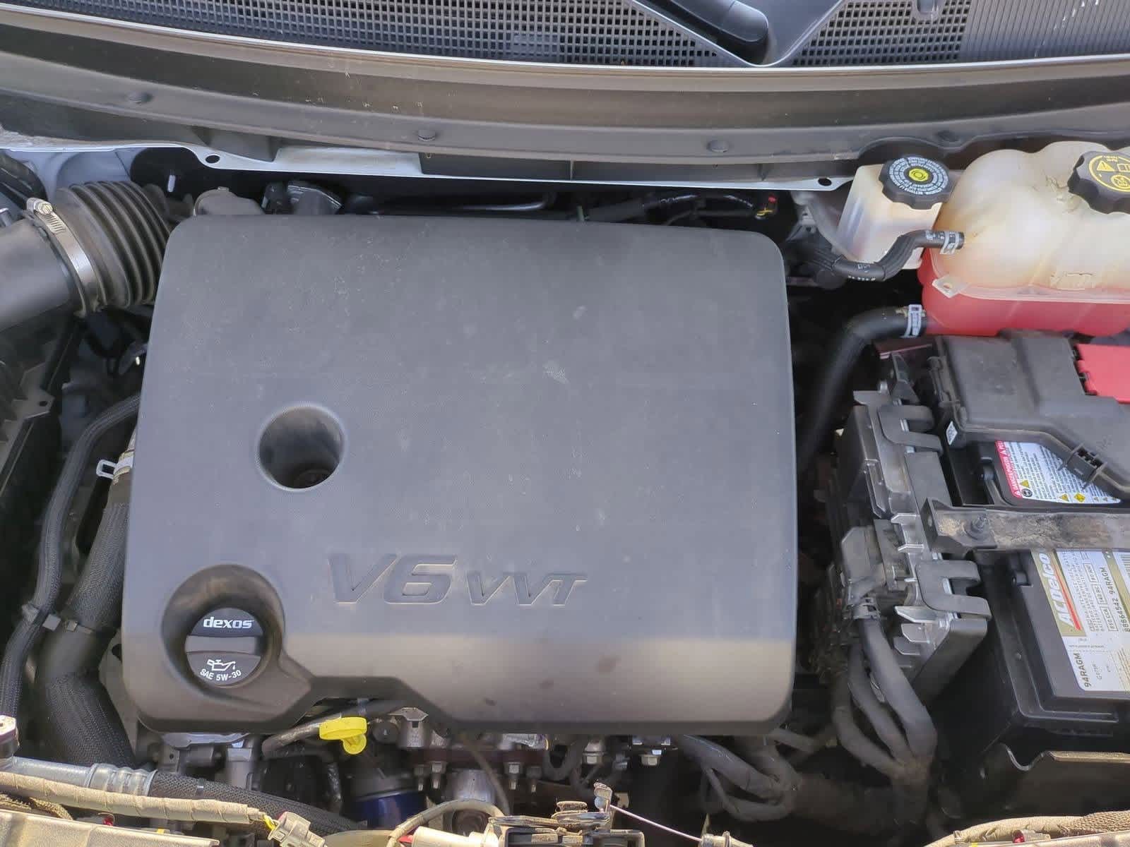 Thumbnail: 2022 Chevrolet Traverse - 14