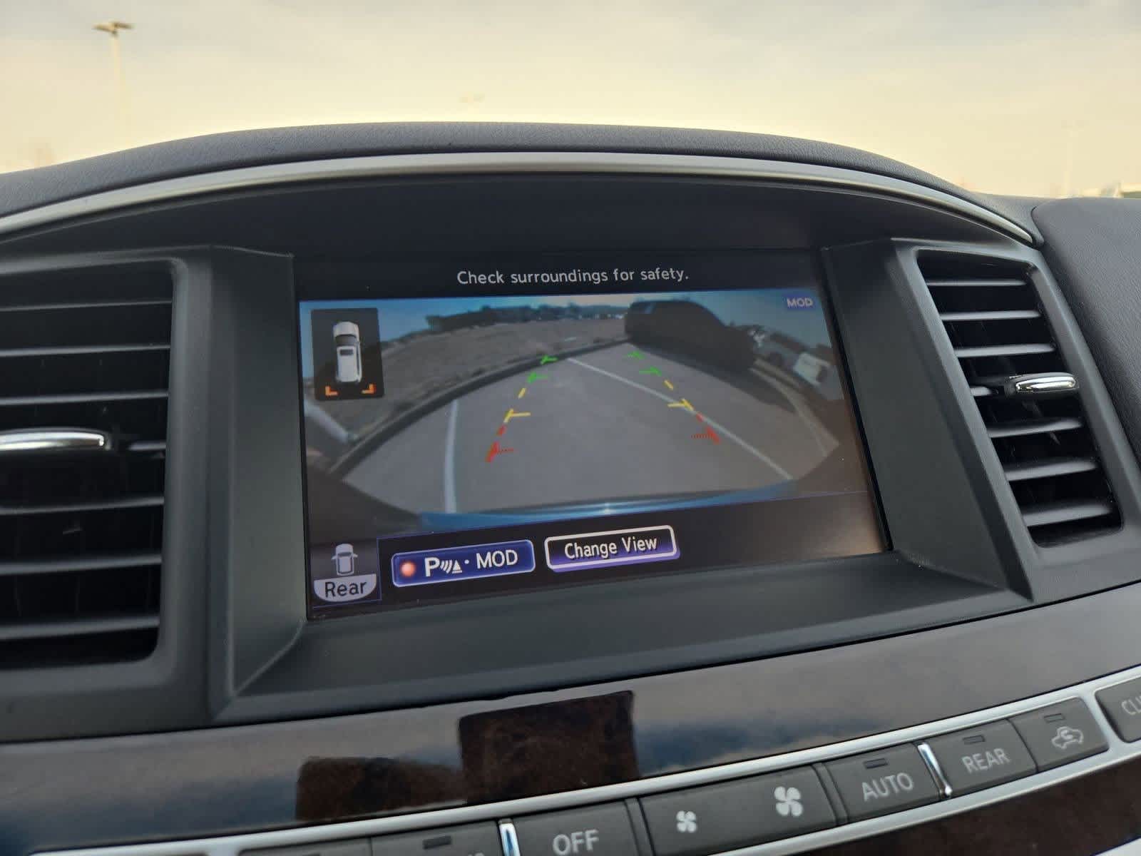 Thumbnail: 2015 INFINITI QX60 - 30