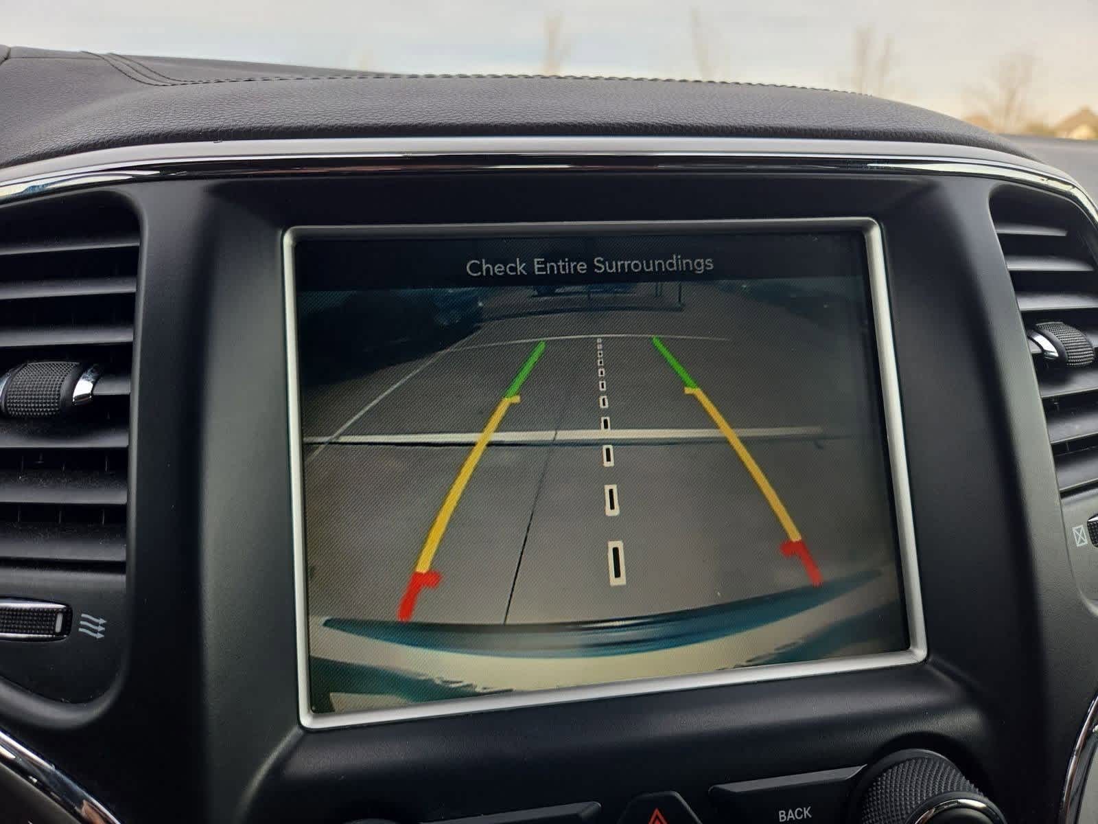 Thumbnail: 2016 Jeep Grand Cherokee - 30