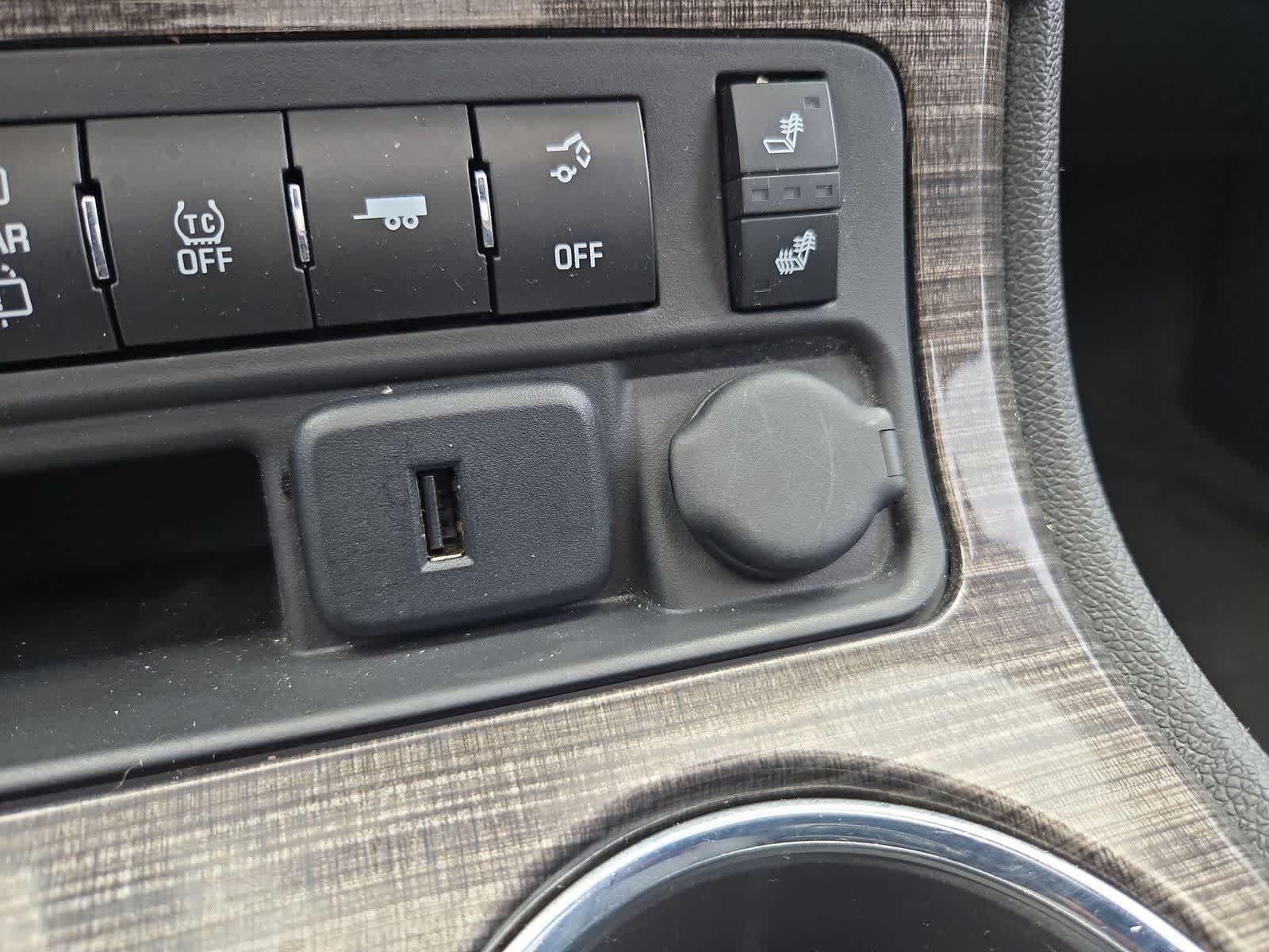 Thumbnail: 2015 GMC Acadia - 30