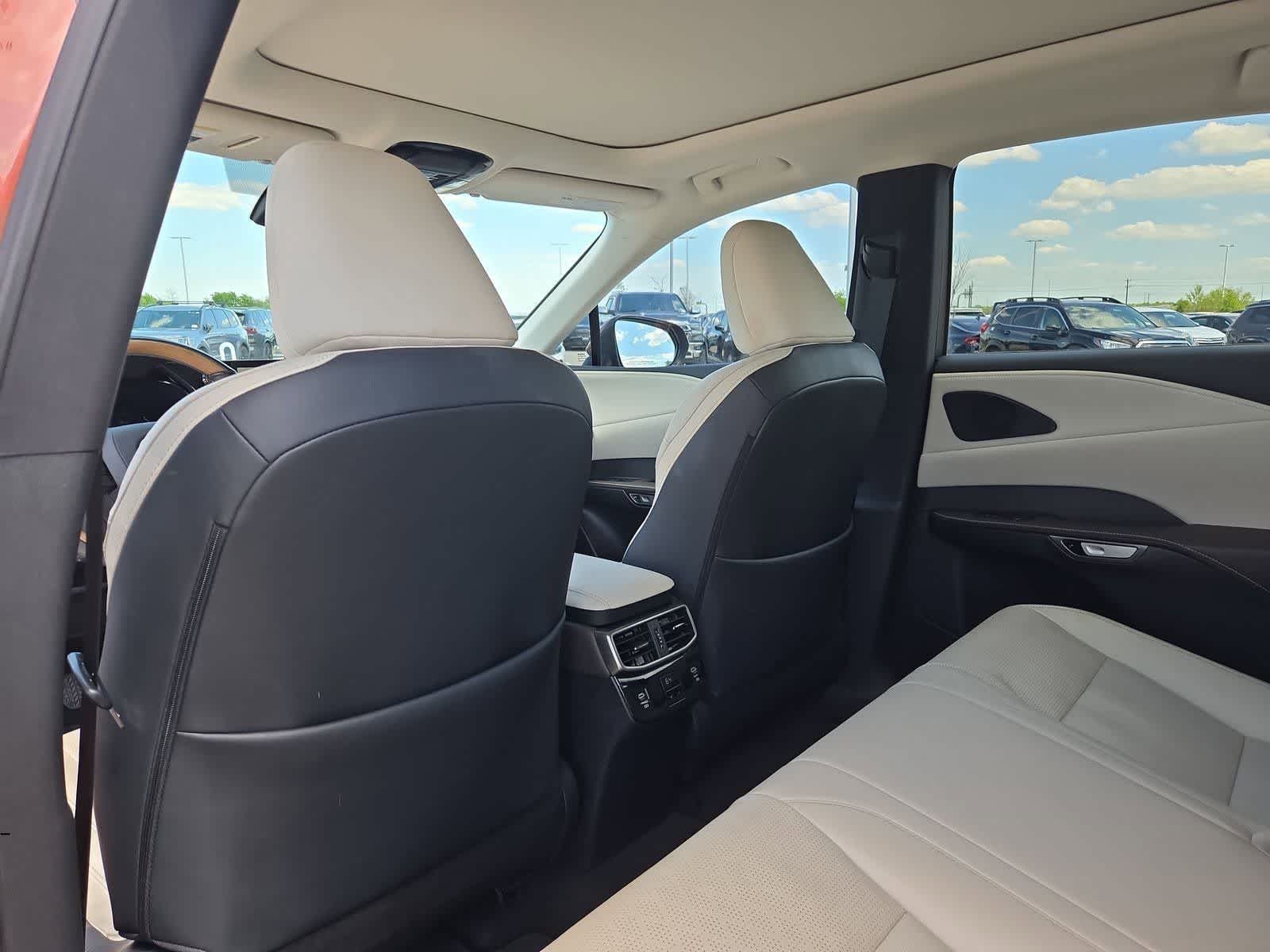 Thumbnail: 2023 Lexus RX - 16