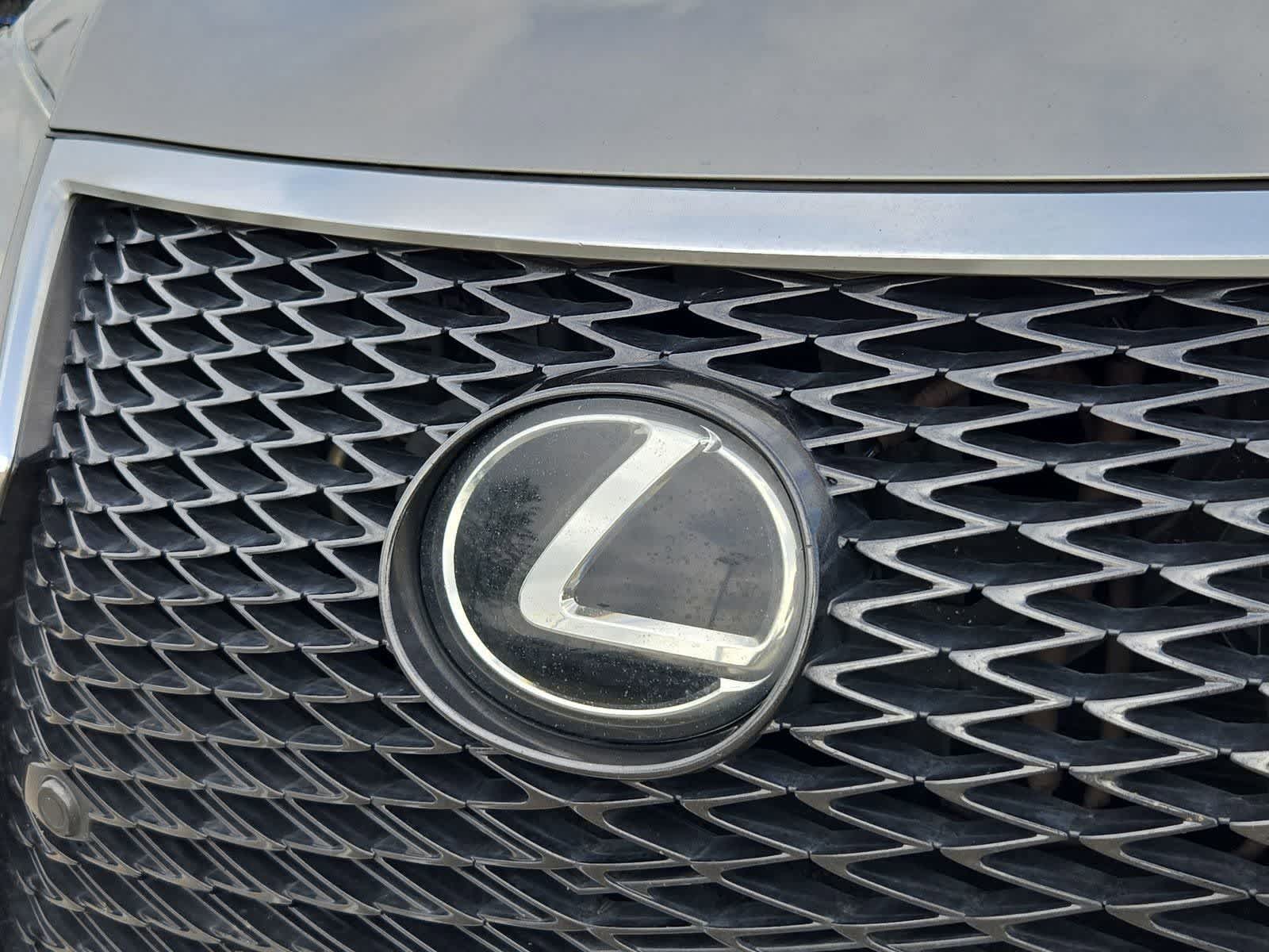 Thumbnail: 2017 Lexus RX - 11