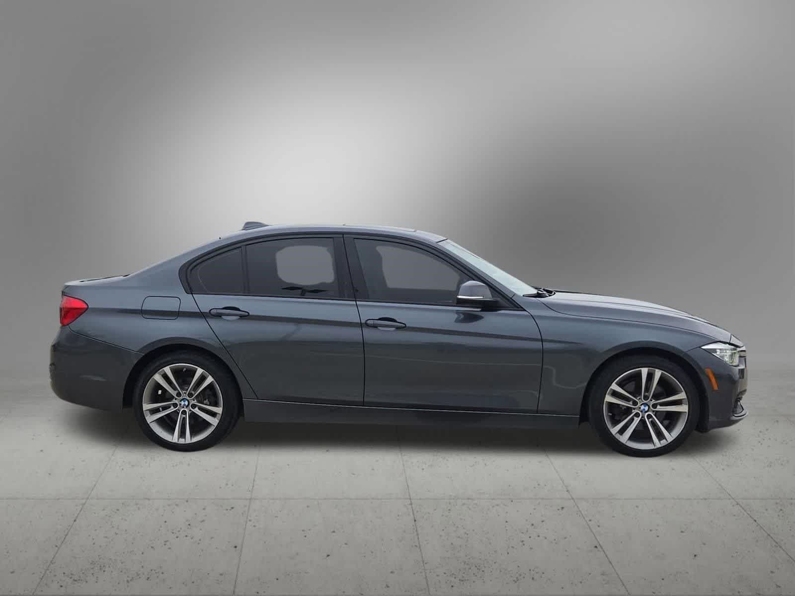 Thumbnail: 2016 BMW 3 Series - 7