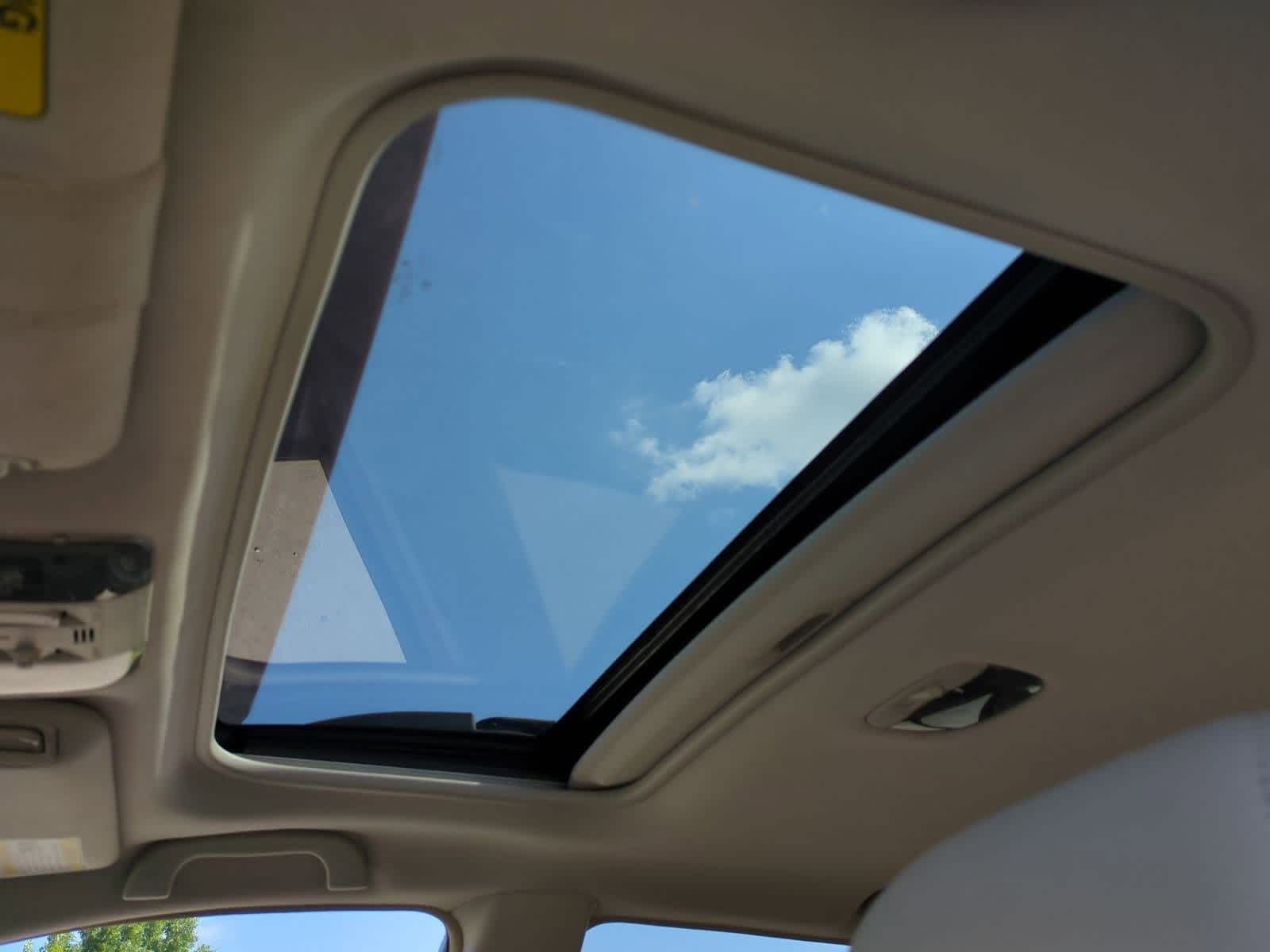 Thumbnail: 2012 Subaru Outback - 19