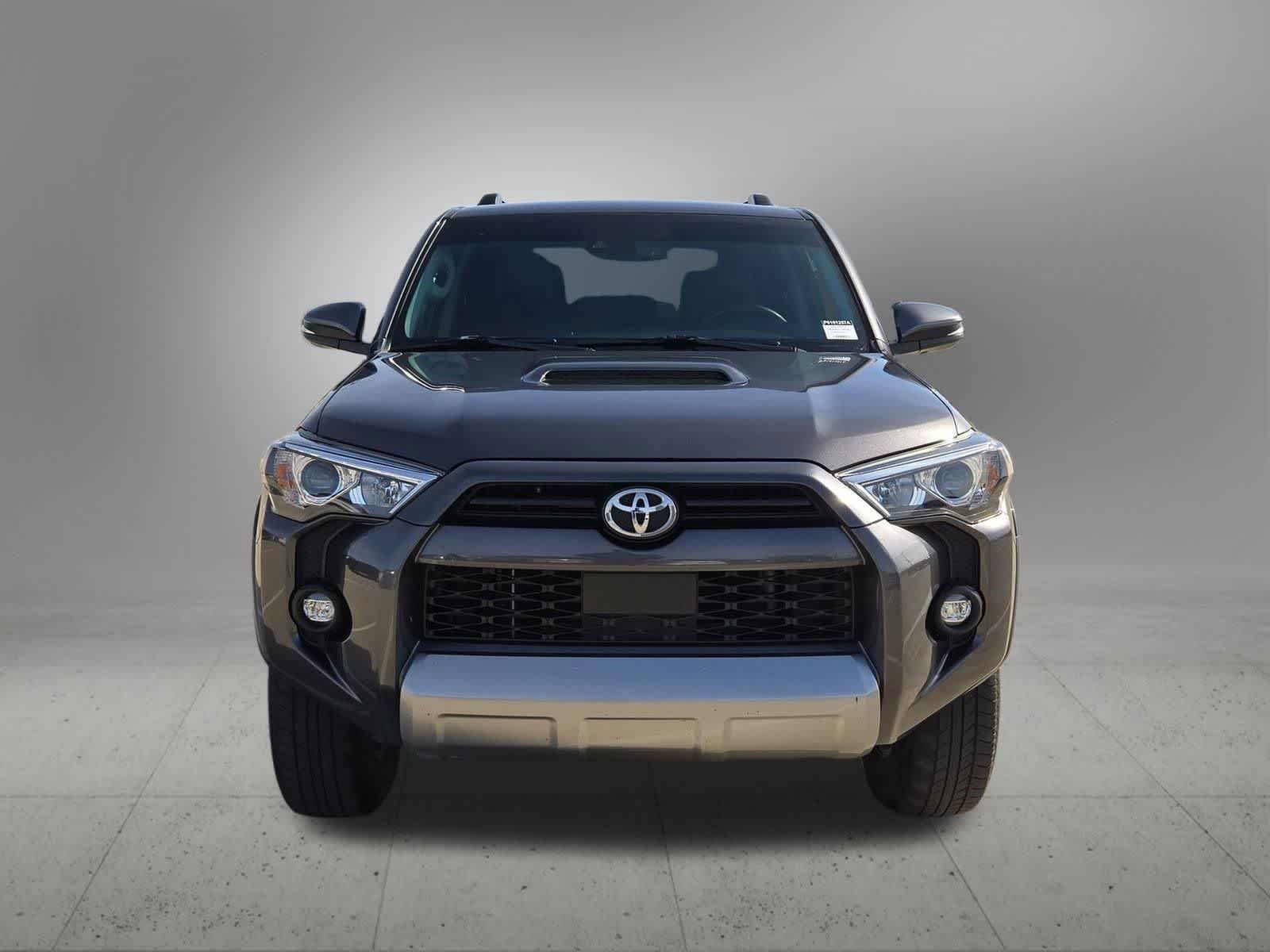 Thumbnail: 2023 Toyota 4Runner - 9