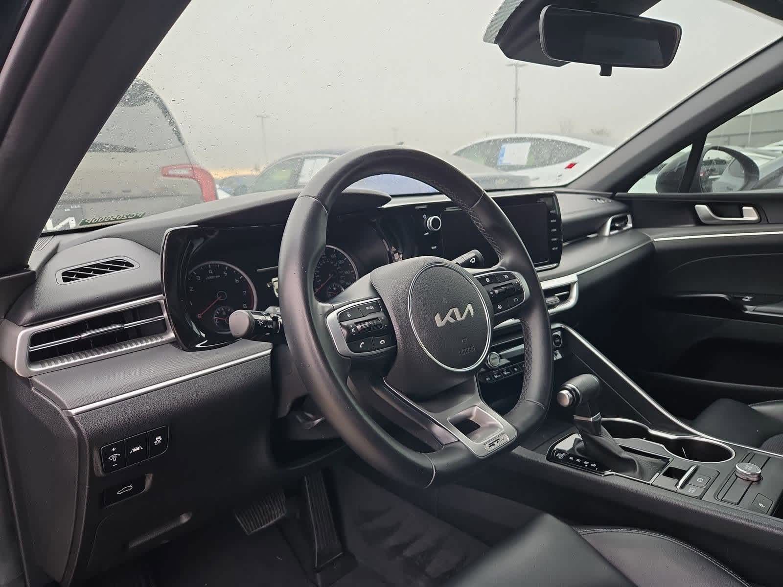 Thumbnail: 2023 Kia K5 - 2