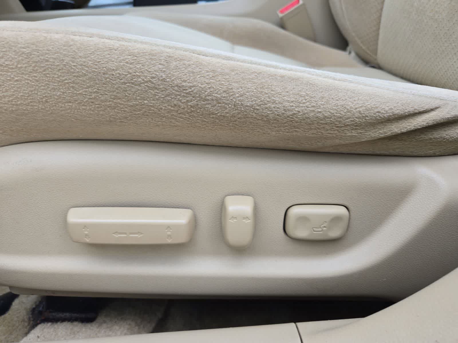 Thumbnail: 2012 Honda Accord - 15