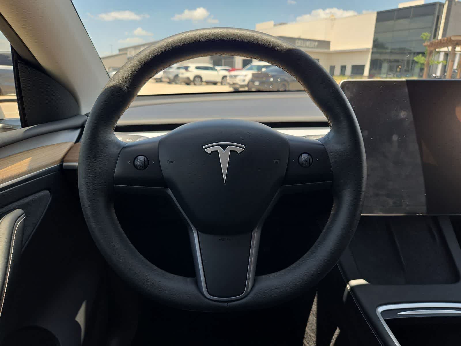 Thumbnail: 2023 Tesla Model Y - 19