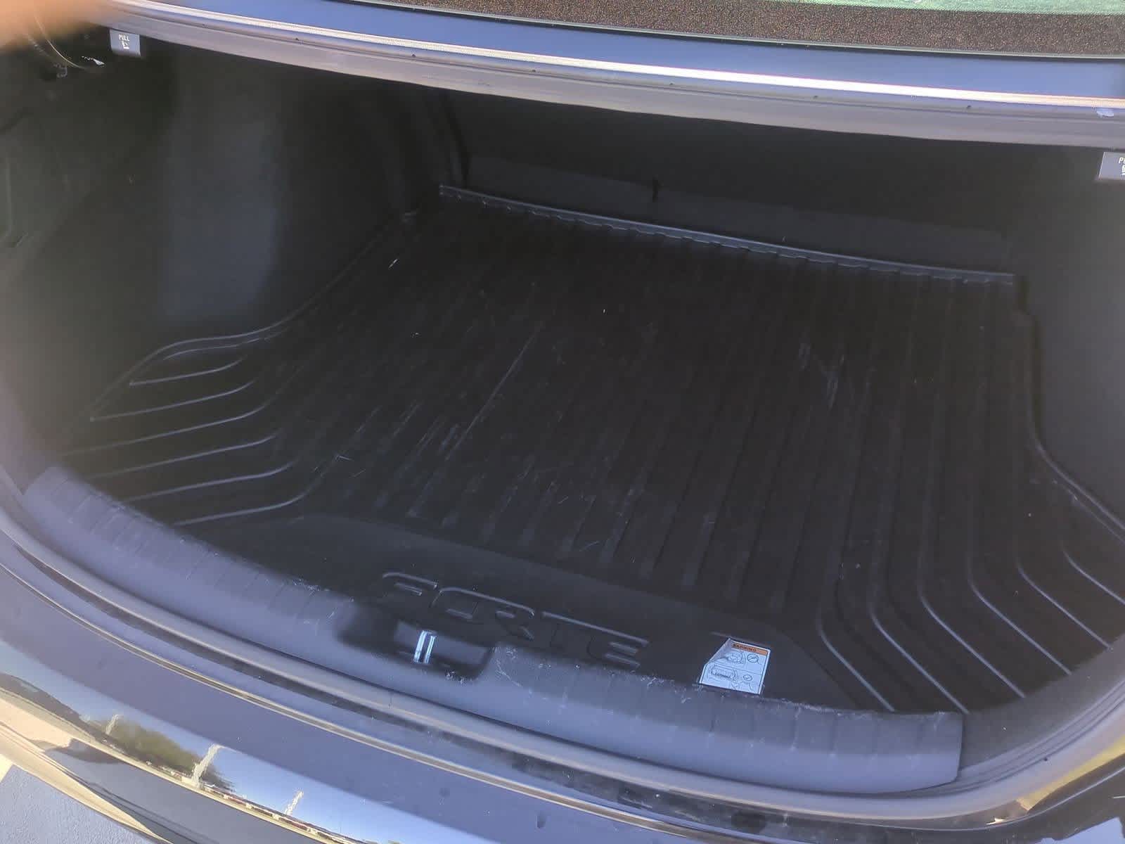 Thumbnail: 2021 Kia Forte - 36