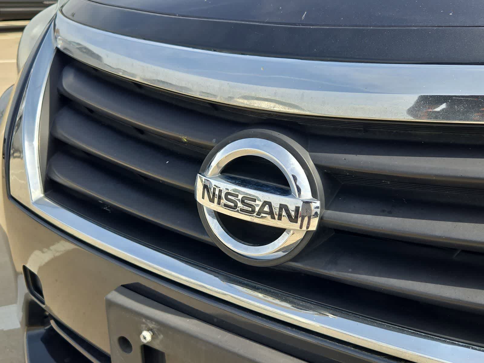 Thumbnail: 2015 Nissan Altima - 11