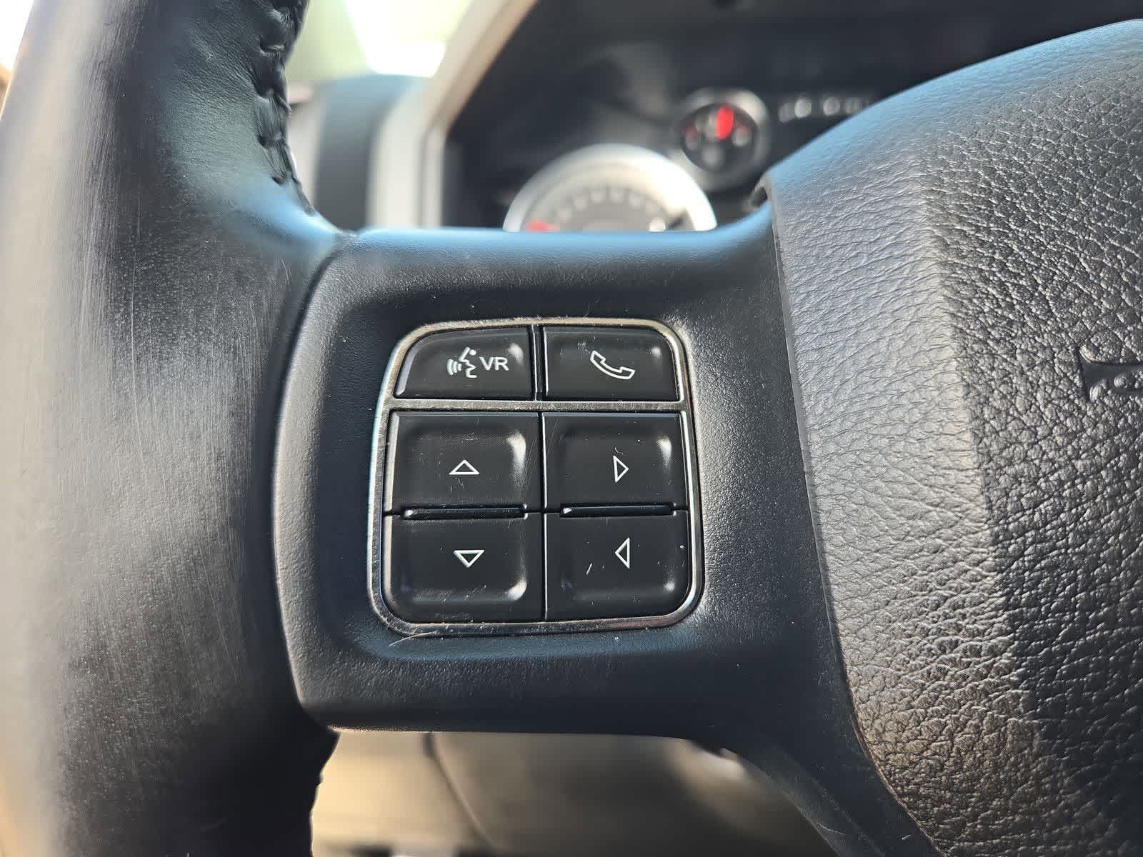 Thumbnail: 2019 RAM 1500 Classic - 22