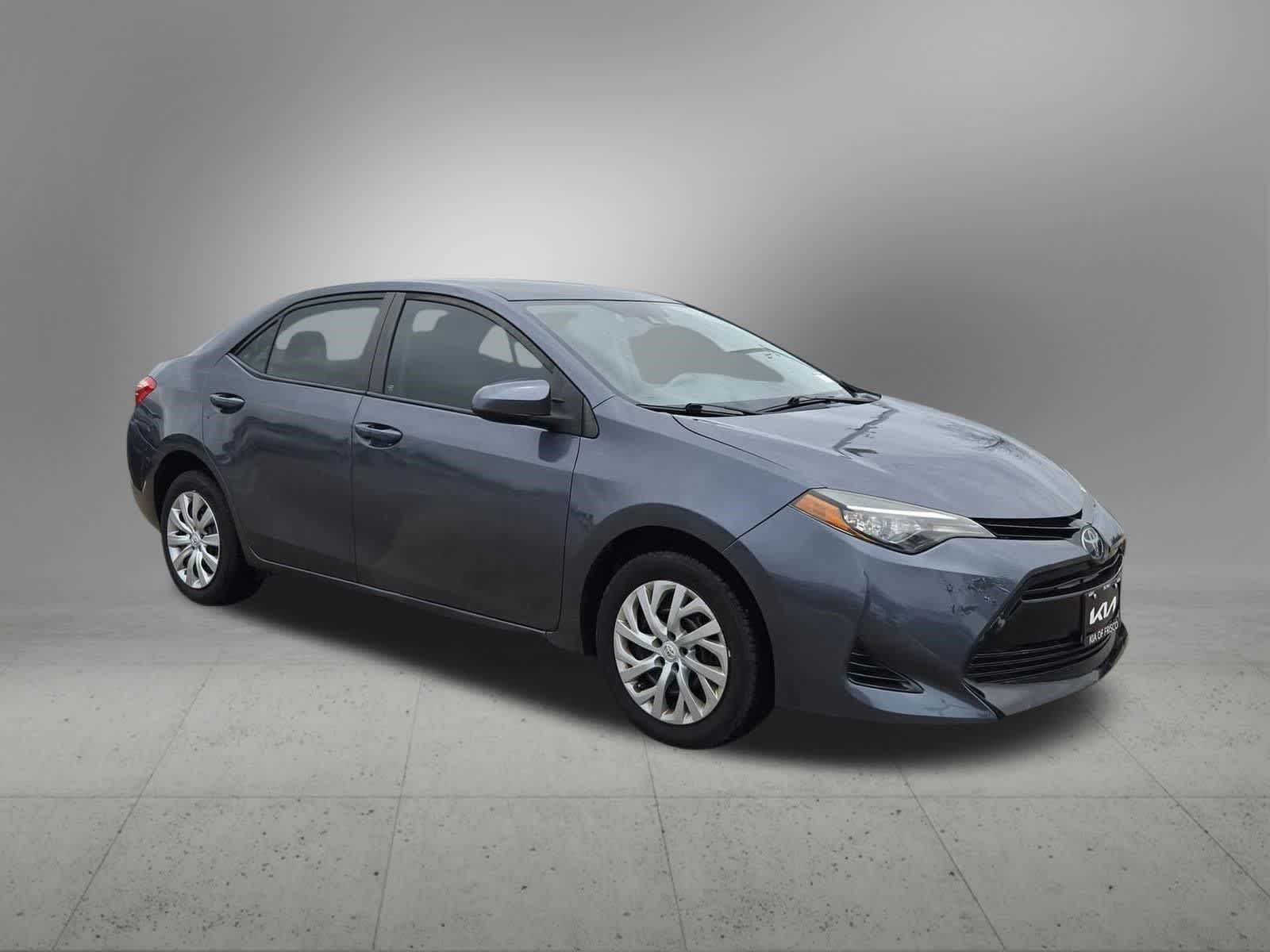 2017 Toyota Corolla LE - Photo 8