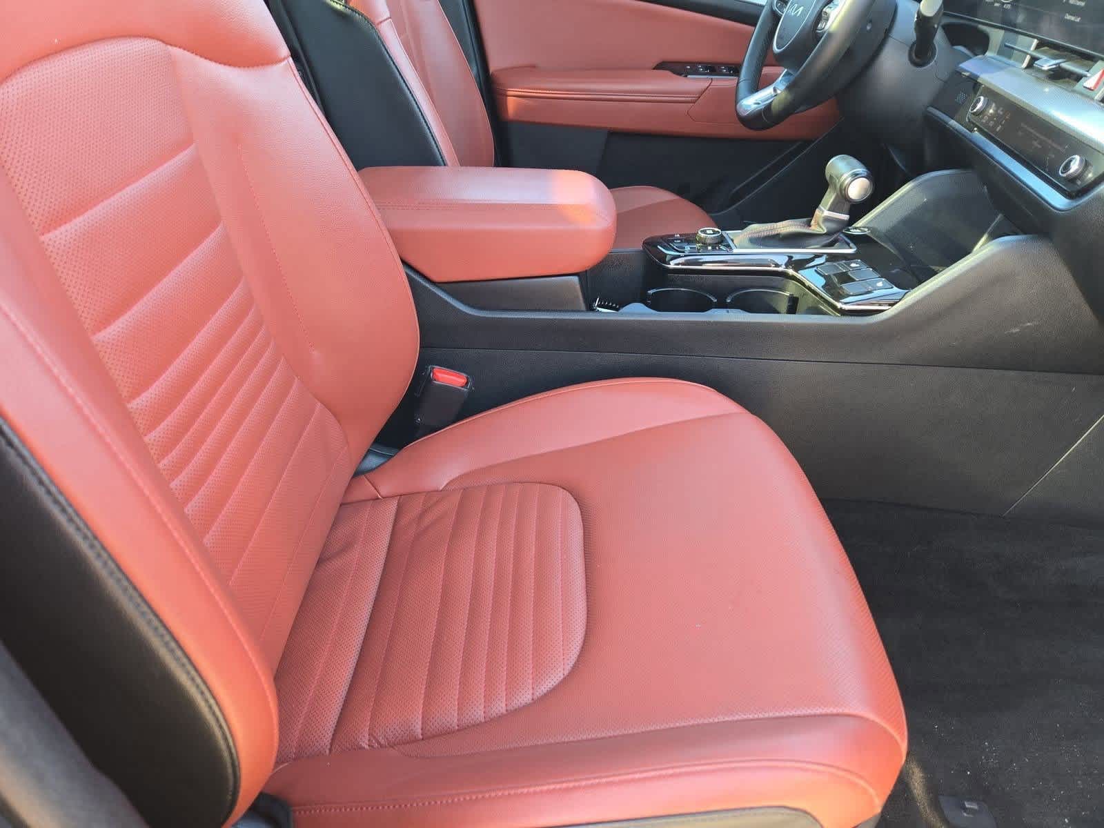 Thumbnail: 2023 Kia Sportage - 22