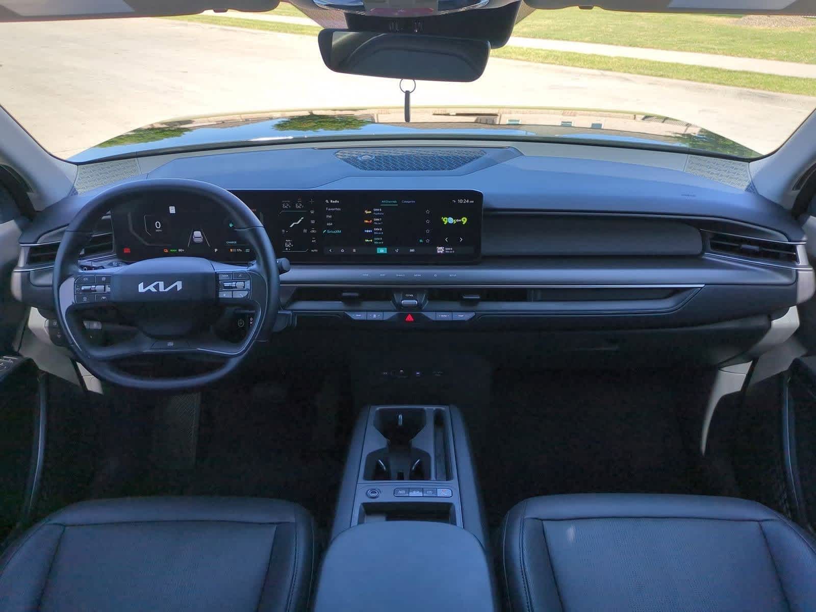 Thumbnail: 2024 Kia EV9 - 13