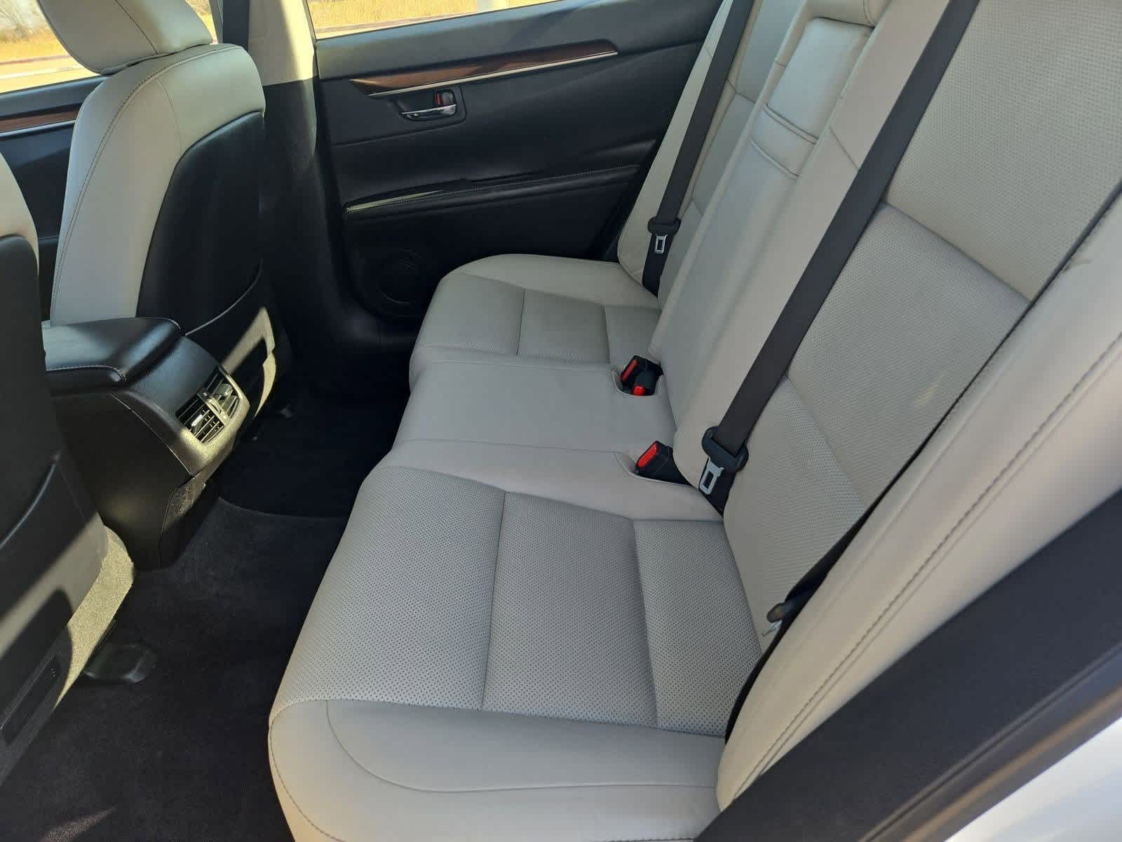 Thumbnail: 2013 Lexus ES - 19