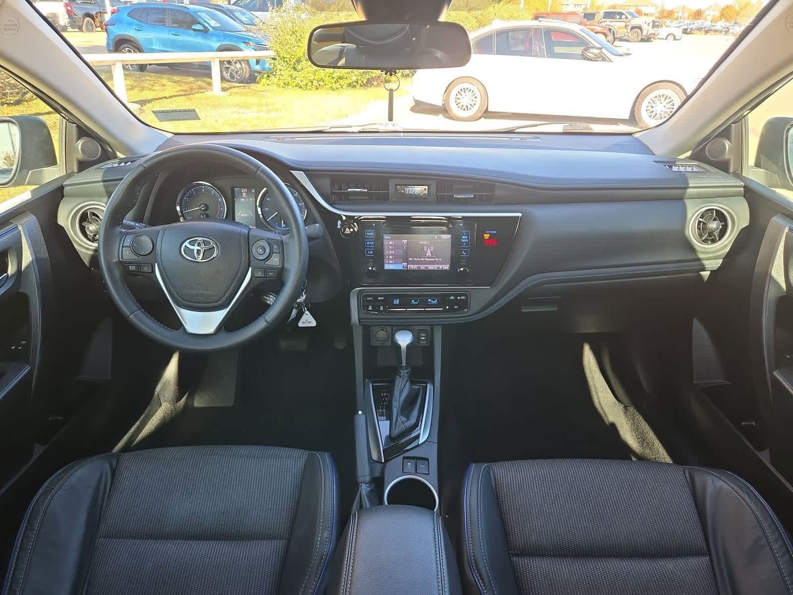 Thumbnail: 2019 Toyota Corolla - 14