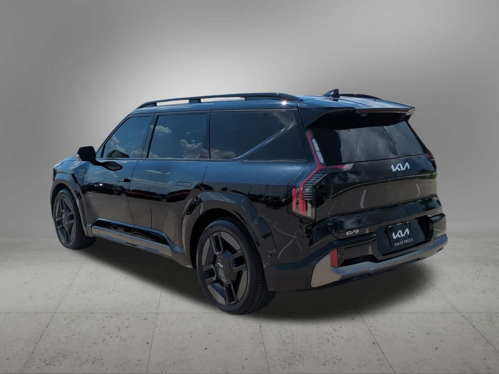 Thumbnail: 2024 Kia EV9 - 4