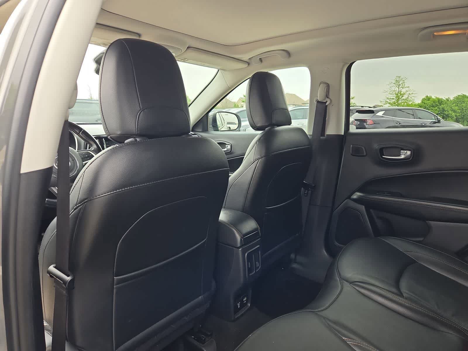 Thumbnail: 2021 Jeep Compass - 17