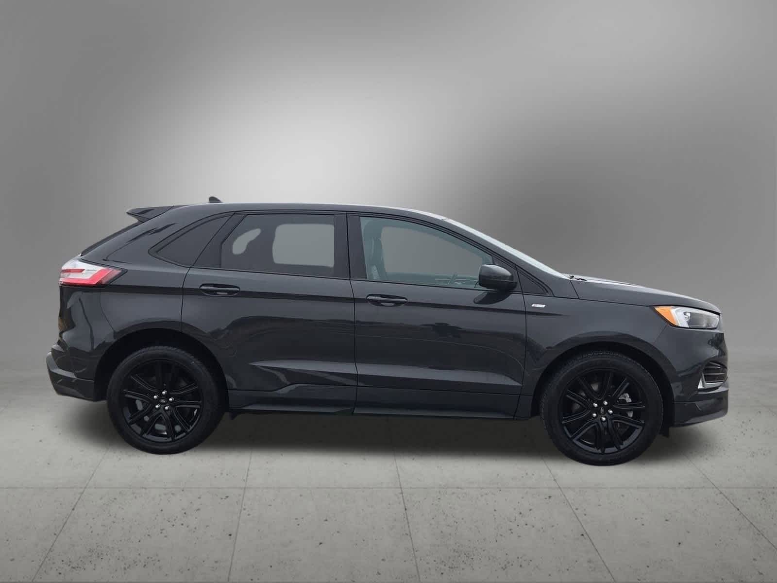Thumbnail: 2021 Ford Edge - 7
