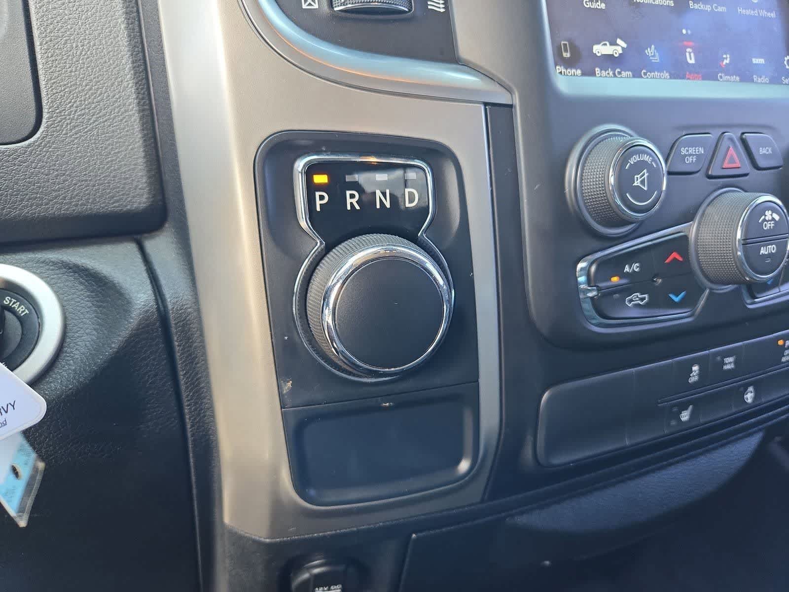 Thumbnail: 2019 RAM 1500 Classic - 29