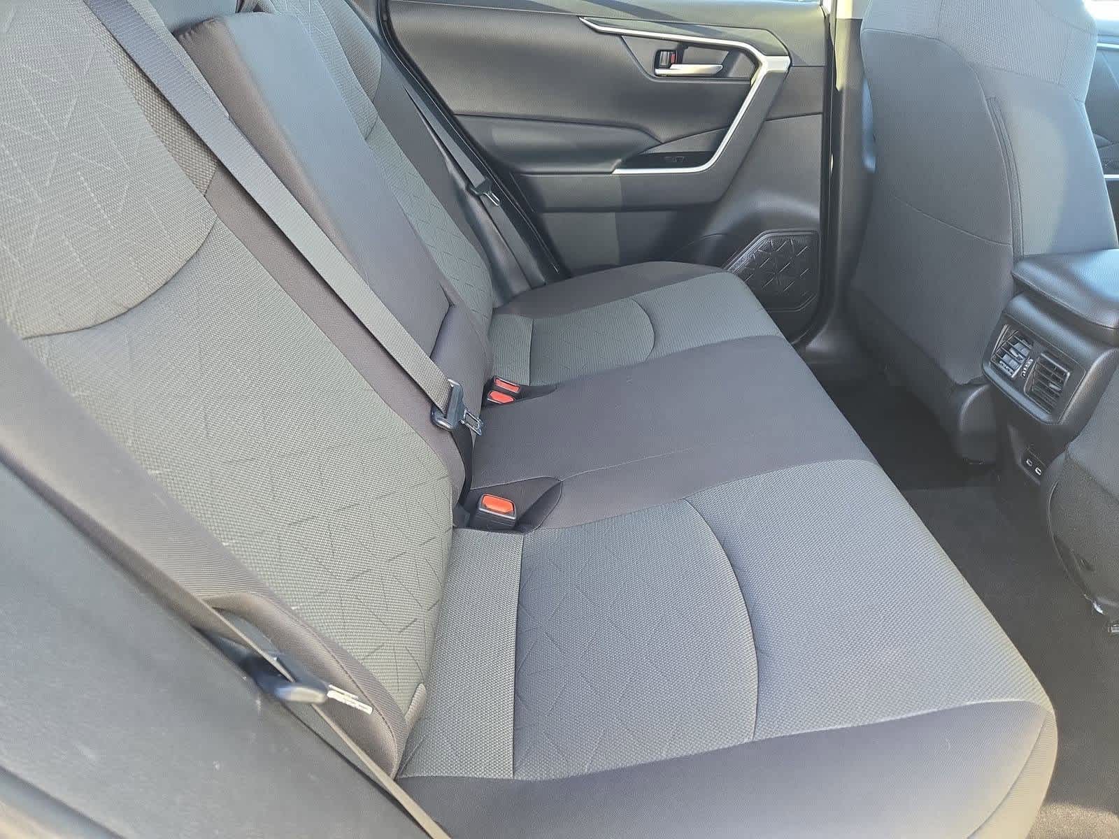 Thumbnail: 2023 Toyota RAV4 - 20