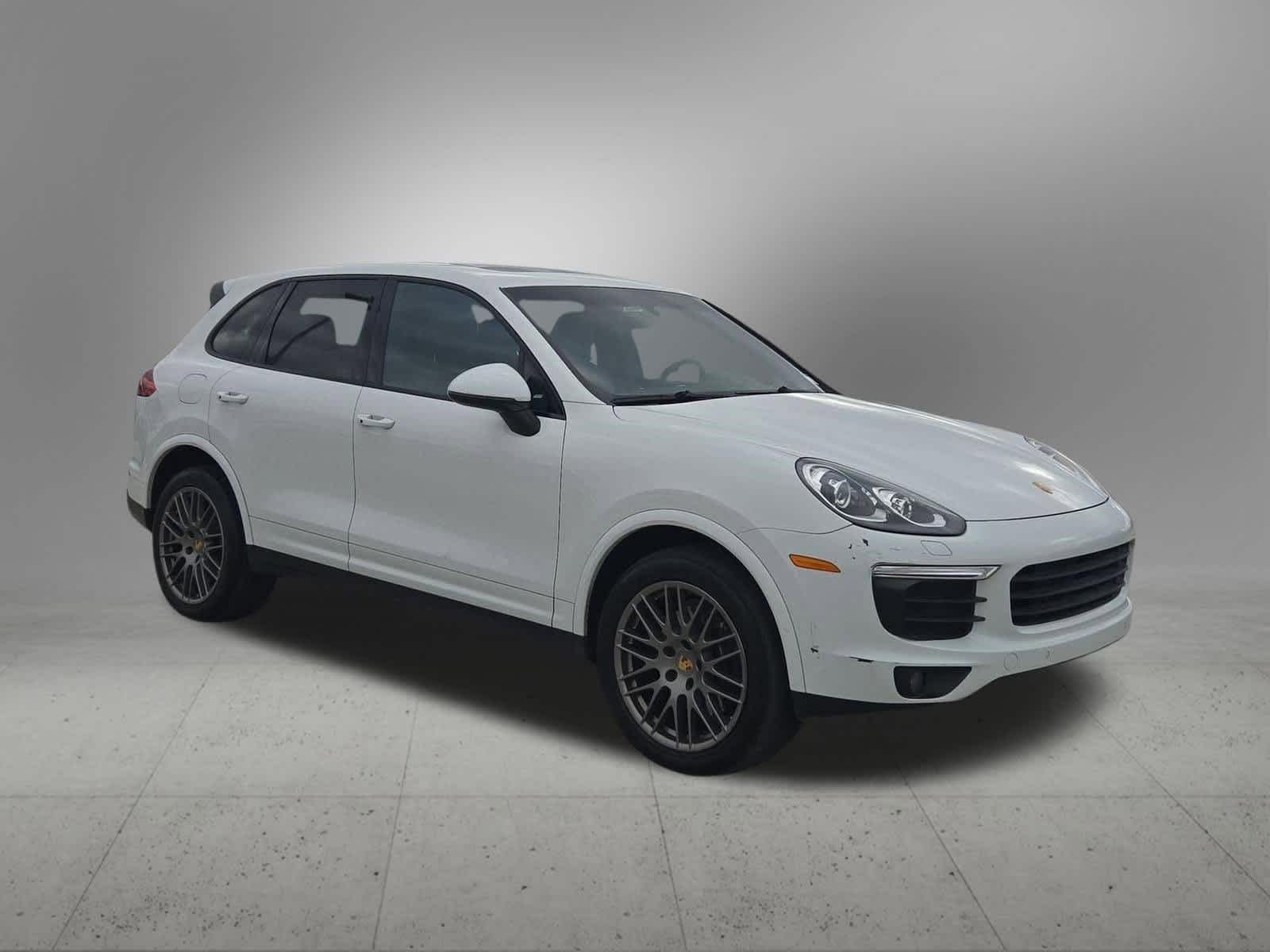 Thumbnail: 2017 Porsche Cayenne - 8