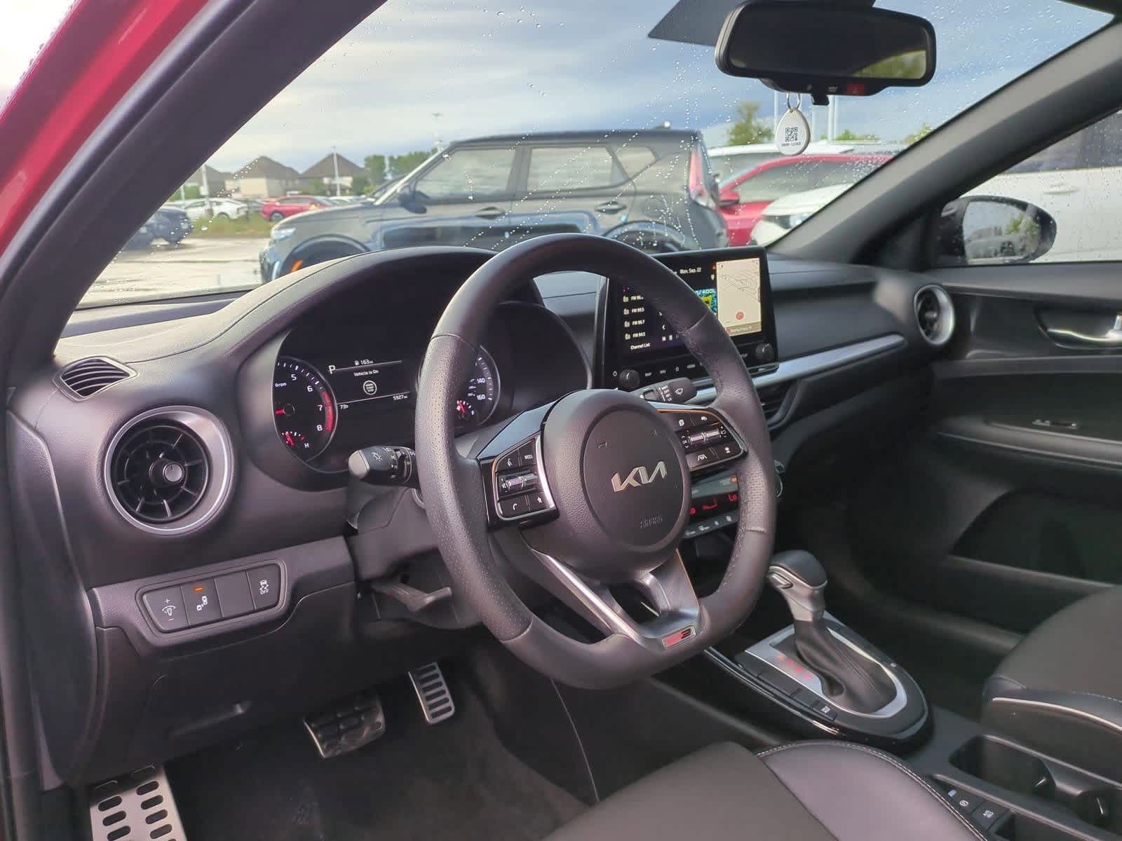 2024 Kia Forte GT-Line photo 2