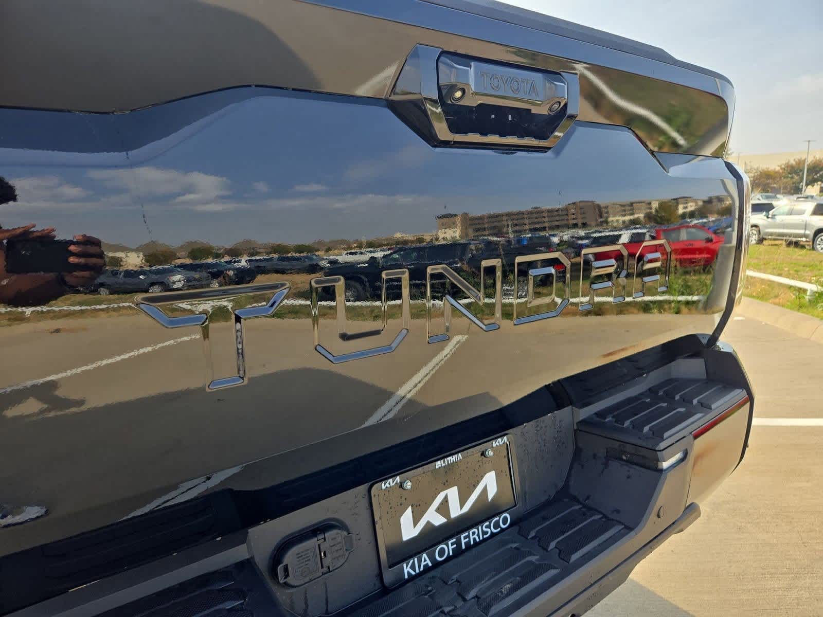 Thumbnail: 2024 Toyota Tundra - 10