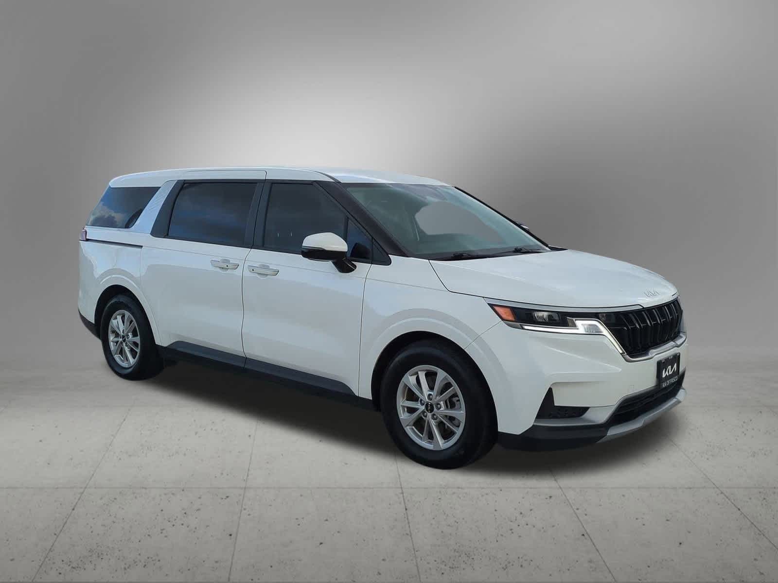 Thumbnail: 2024 Kia Carnival - 8