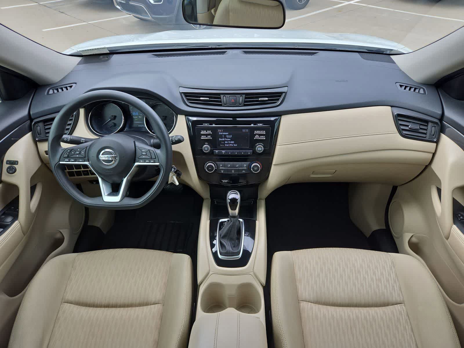 Thumbnail: 2017 Nissan Rogue - 13