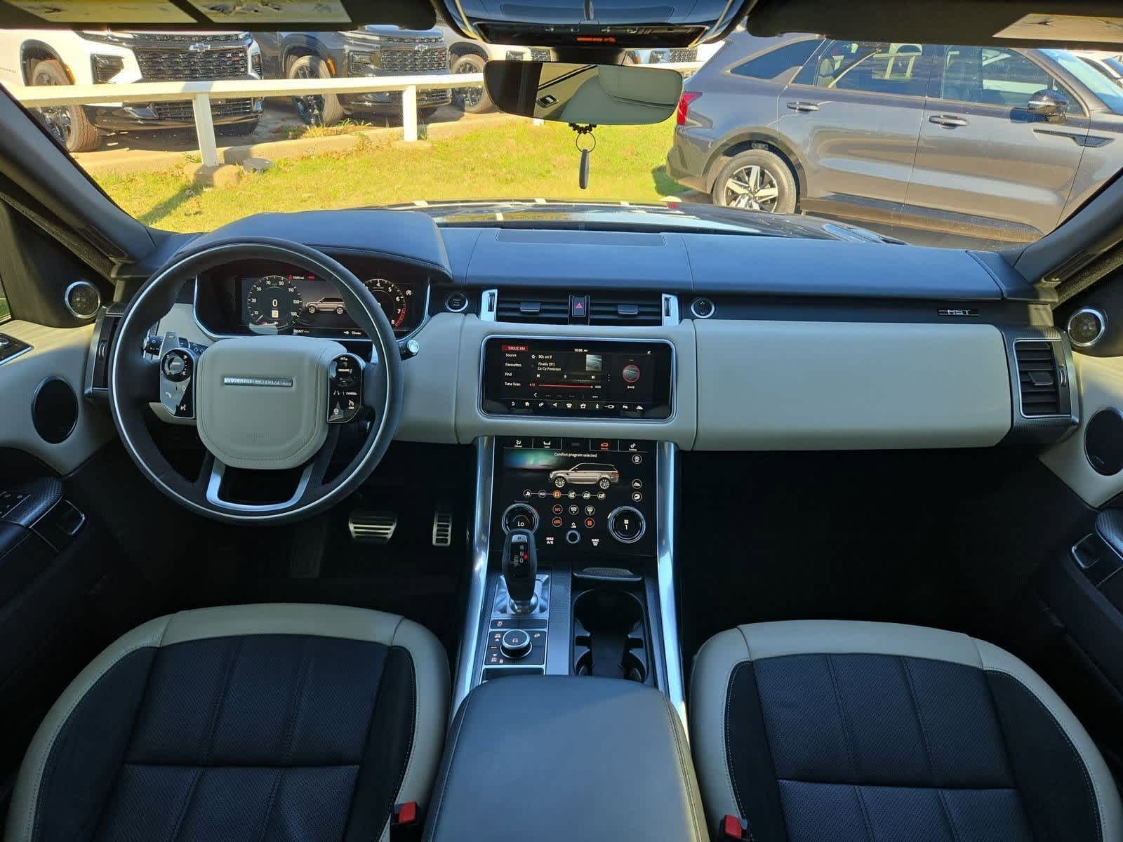 Thumbnail: 2021 Land Rover Range Rover Sport - 14