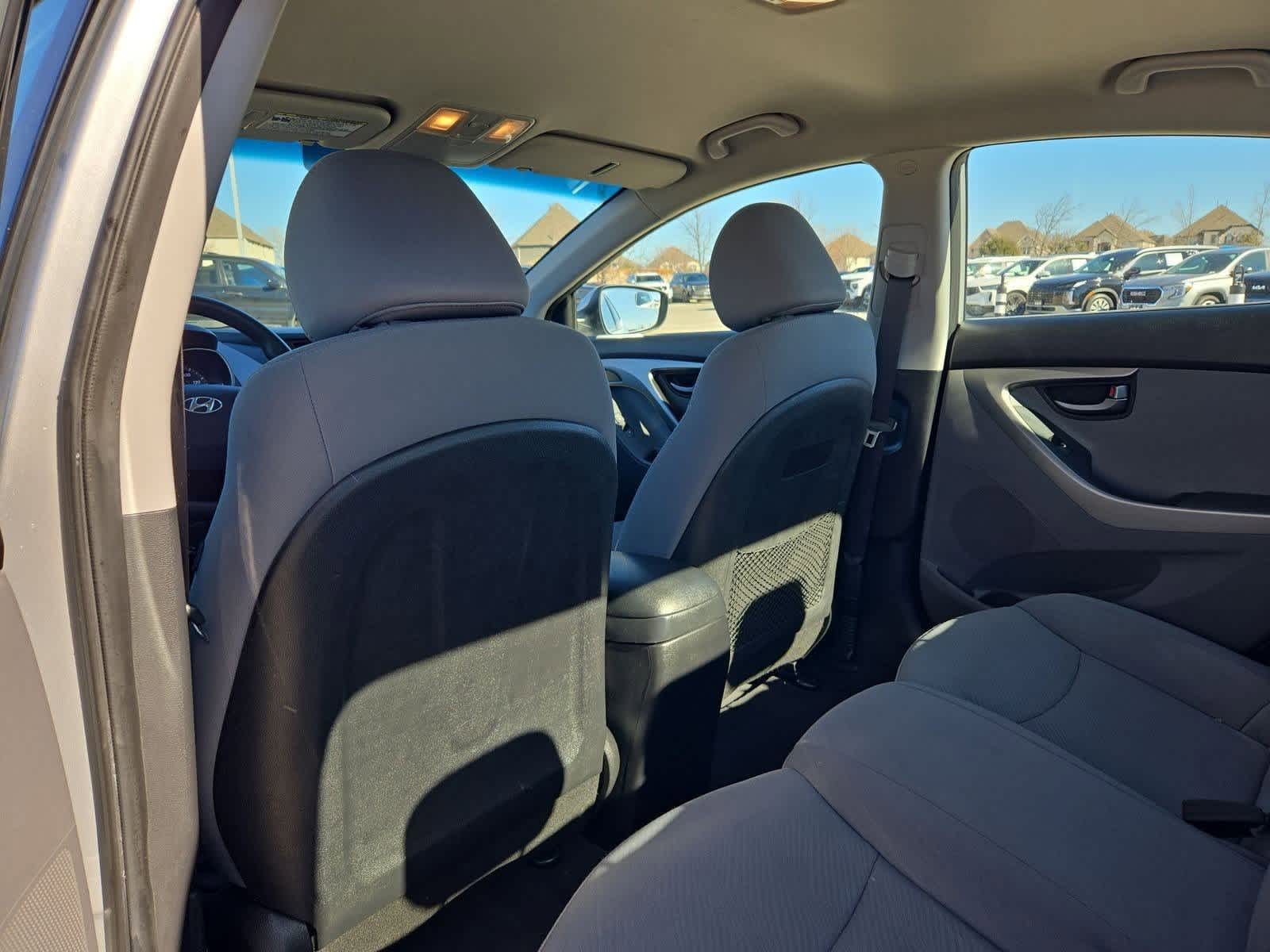 Thumbnail: 2013 Hyundai Elantra - 17