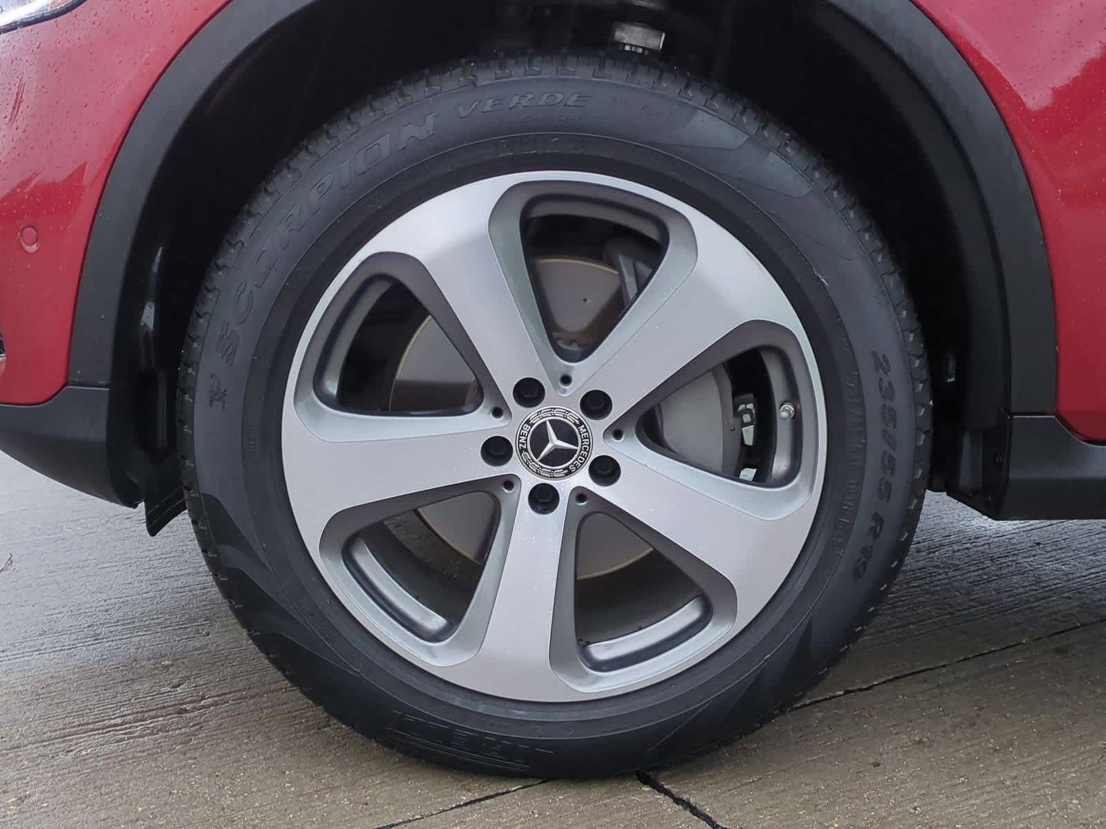 2021 Mercedes-Benz GLC 300 12