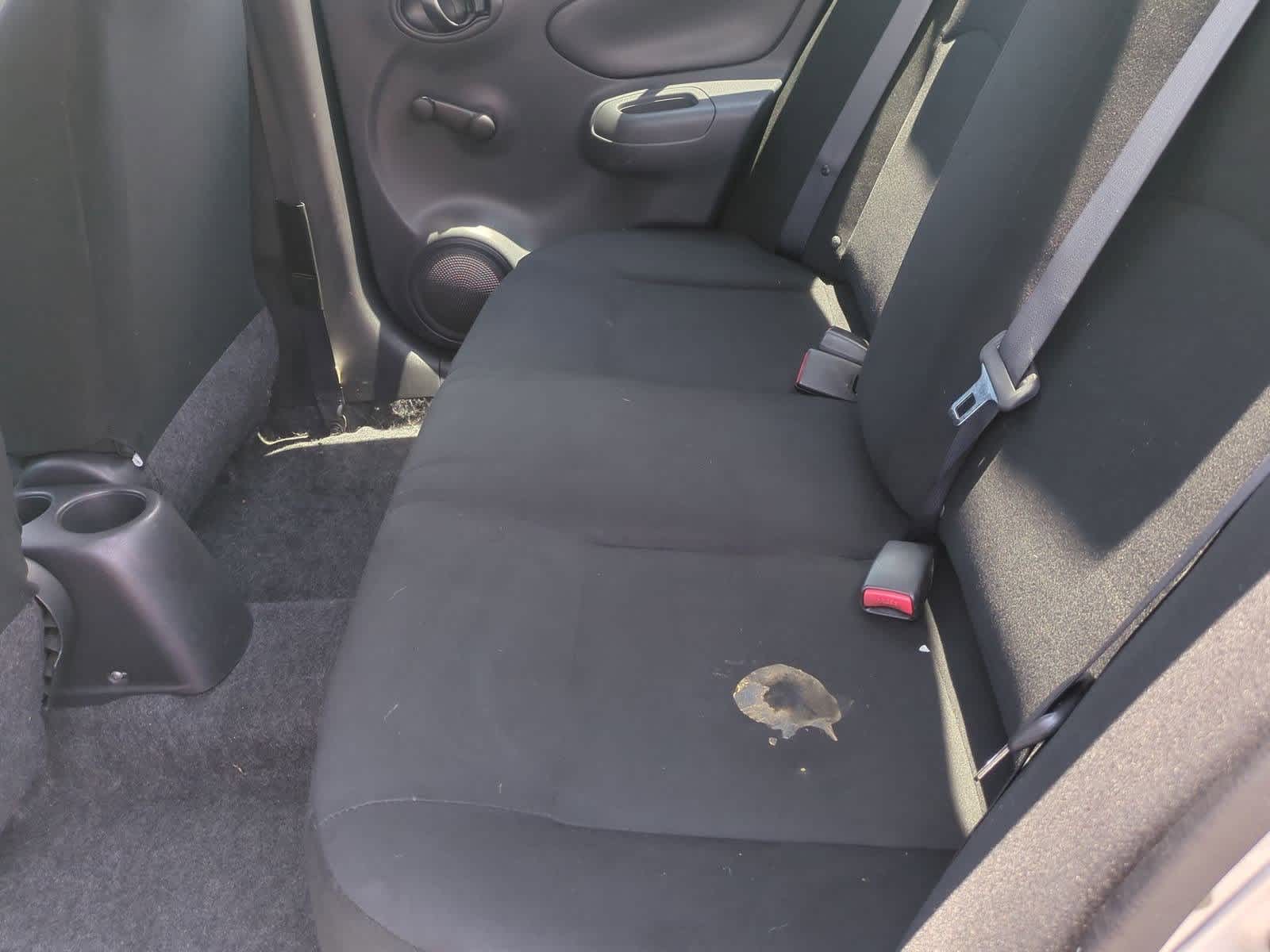 Thumbnail: 2012 Nissan Versa - 18