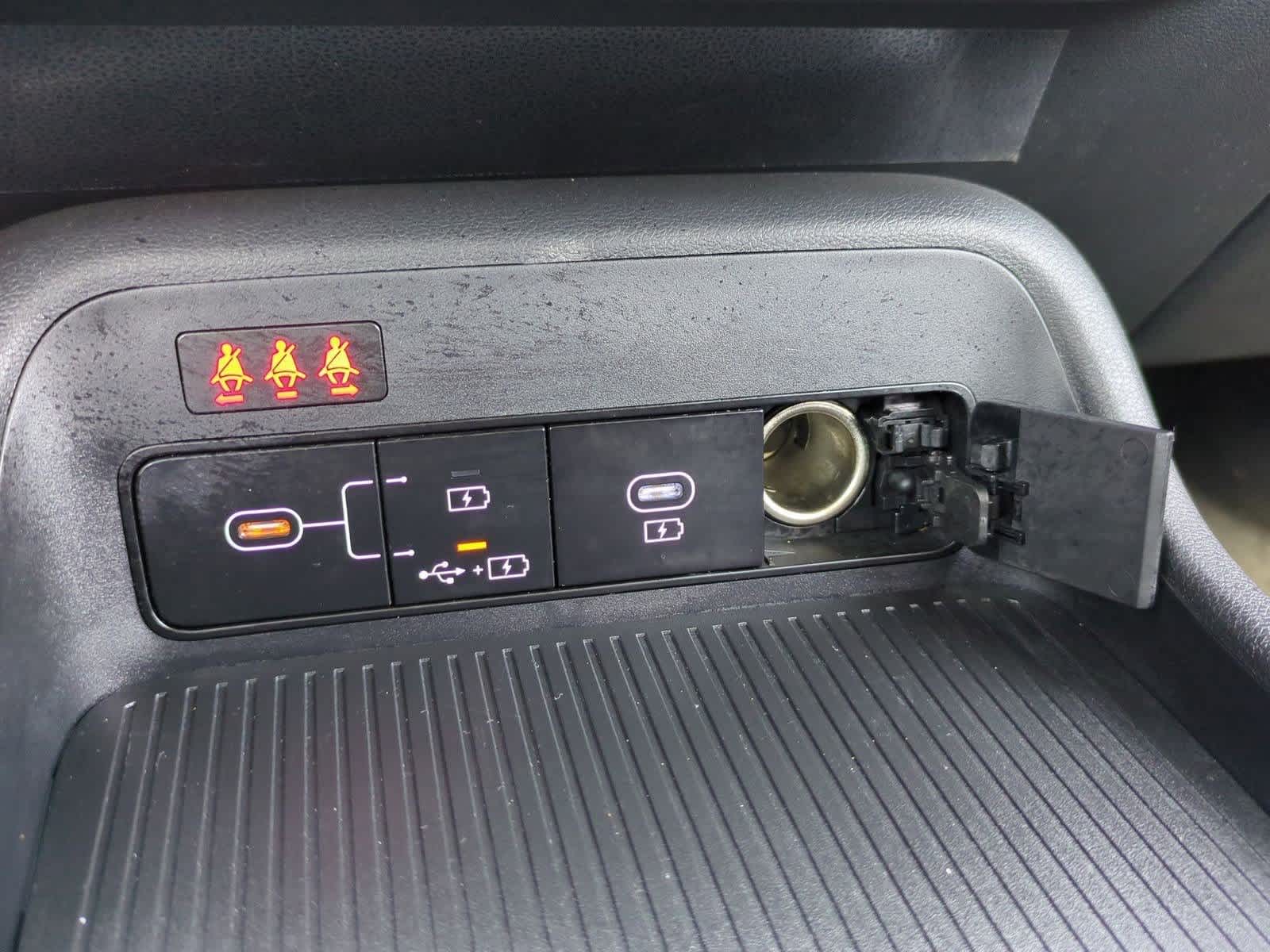 2024 Hyundai Kona SEL 28