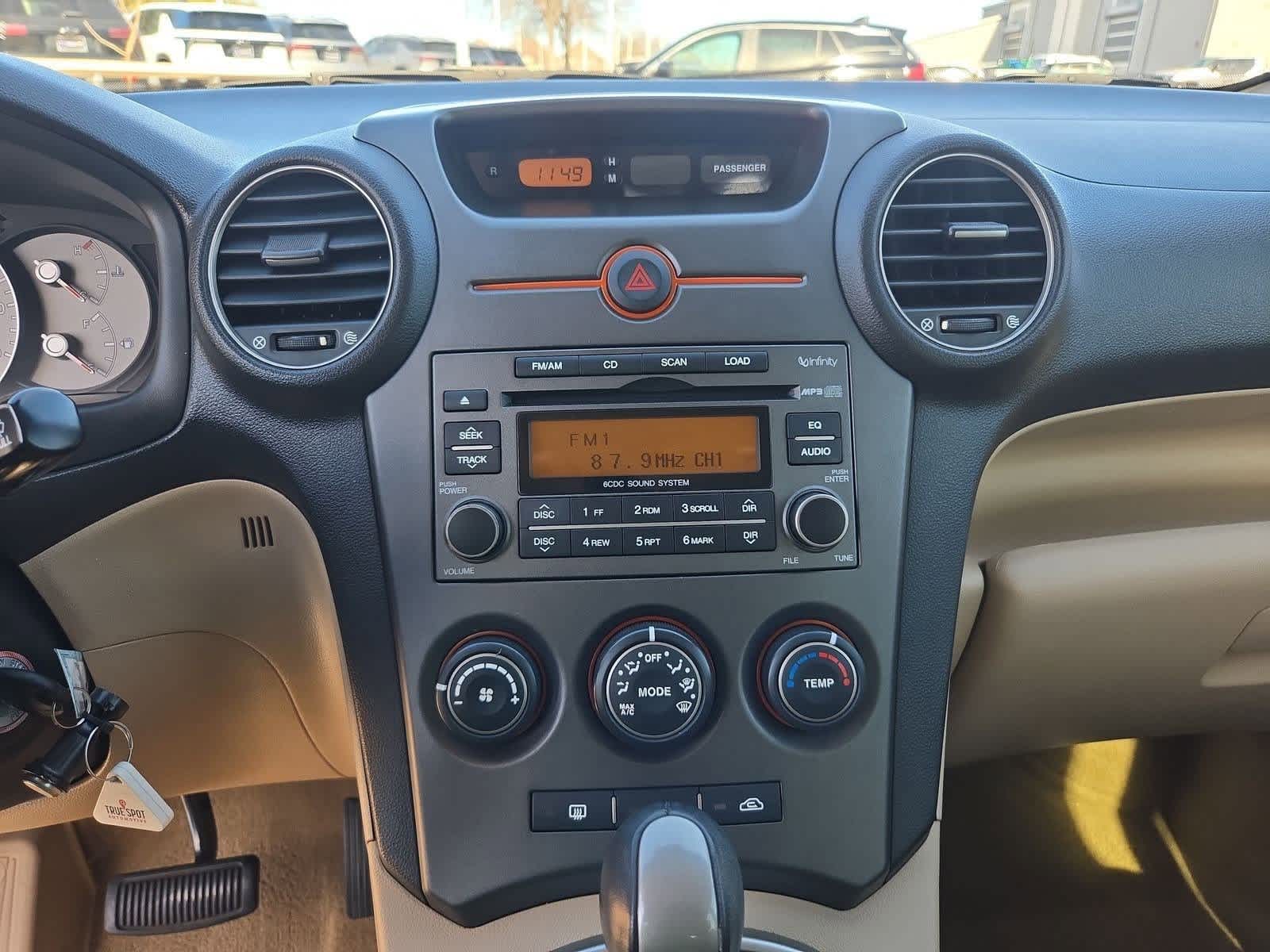 Thumbnail: 2007 Kia Rondo - 29