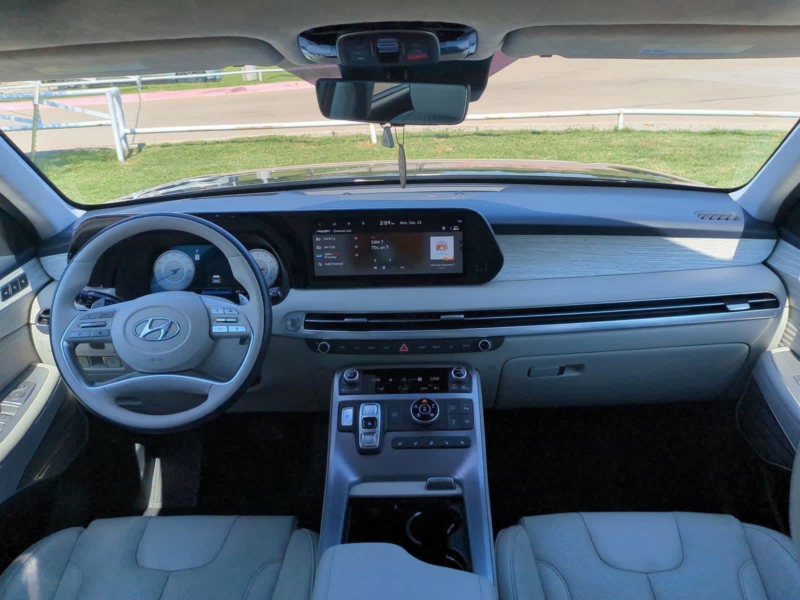 Thumbnail: 2023 Hyundai Palisade - 14