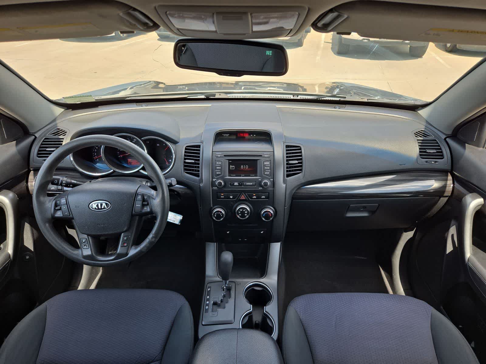 Thumbnail: 2013 Kia Sorento - 13