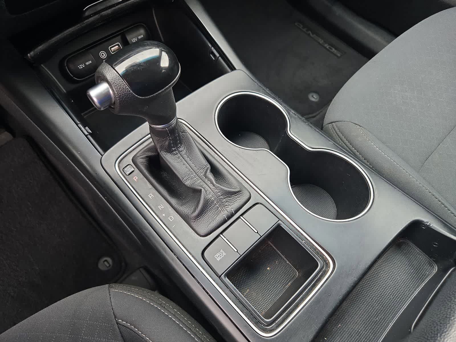 Thumbnail: 2016 Kia Sorento - 28